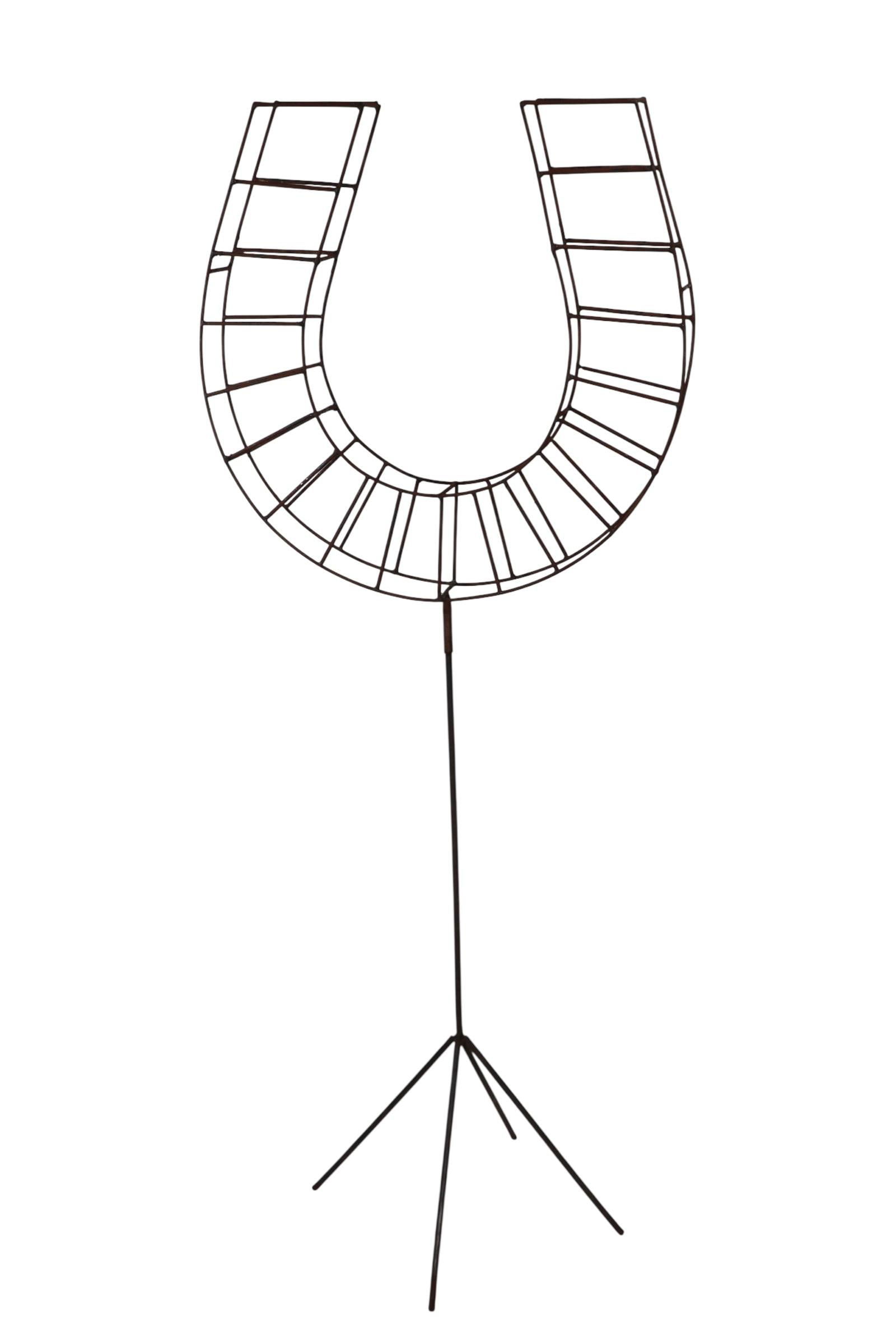 Mid Century Horseshoe Shape Wire Work Display Stand Garden Sculptural Objet - 12