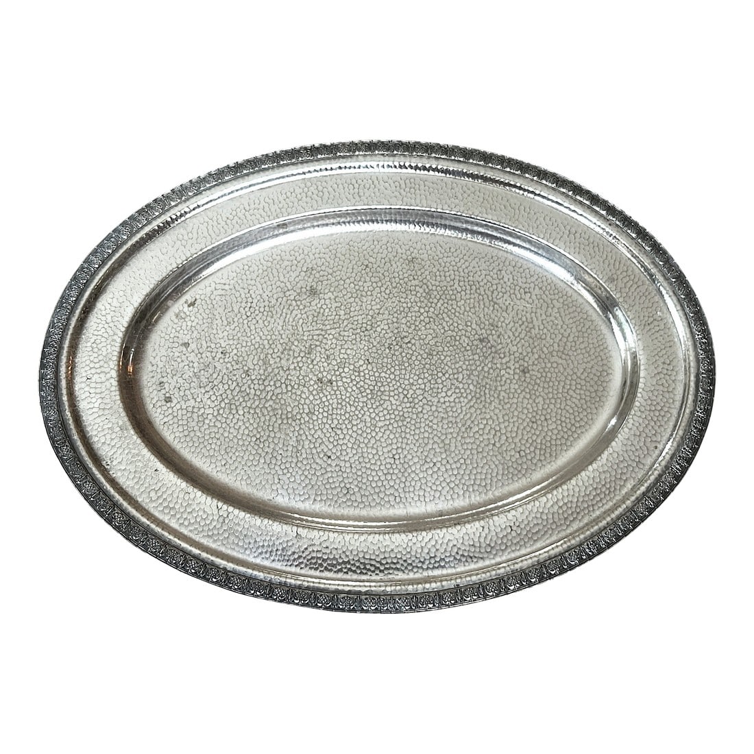 Vintage 1940s Hammered Hotel Silver Epns Oval Platter: Handsome vintage hotel silver oval platter, crafted in EPNS (Electroplated Nickel Silver). Measuring 16" long by 12" wide, it features a beautifully hammered surface with a subtle pebbled texture and
