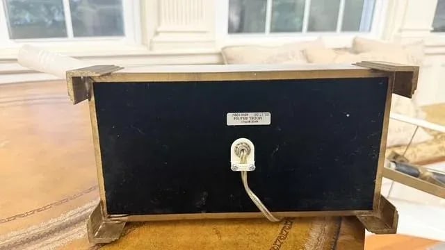 Thomas Pheasant for Baker Furniture Alabaster Swivel Lamp - 15