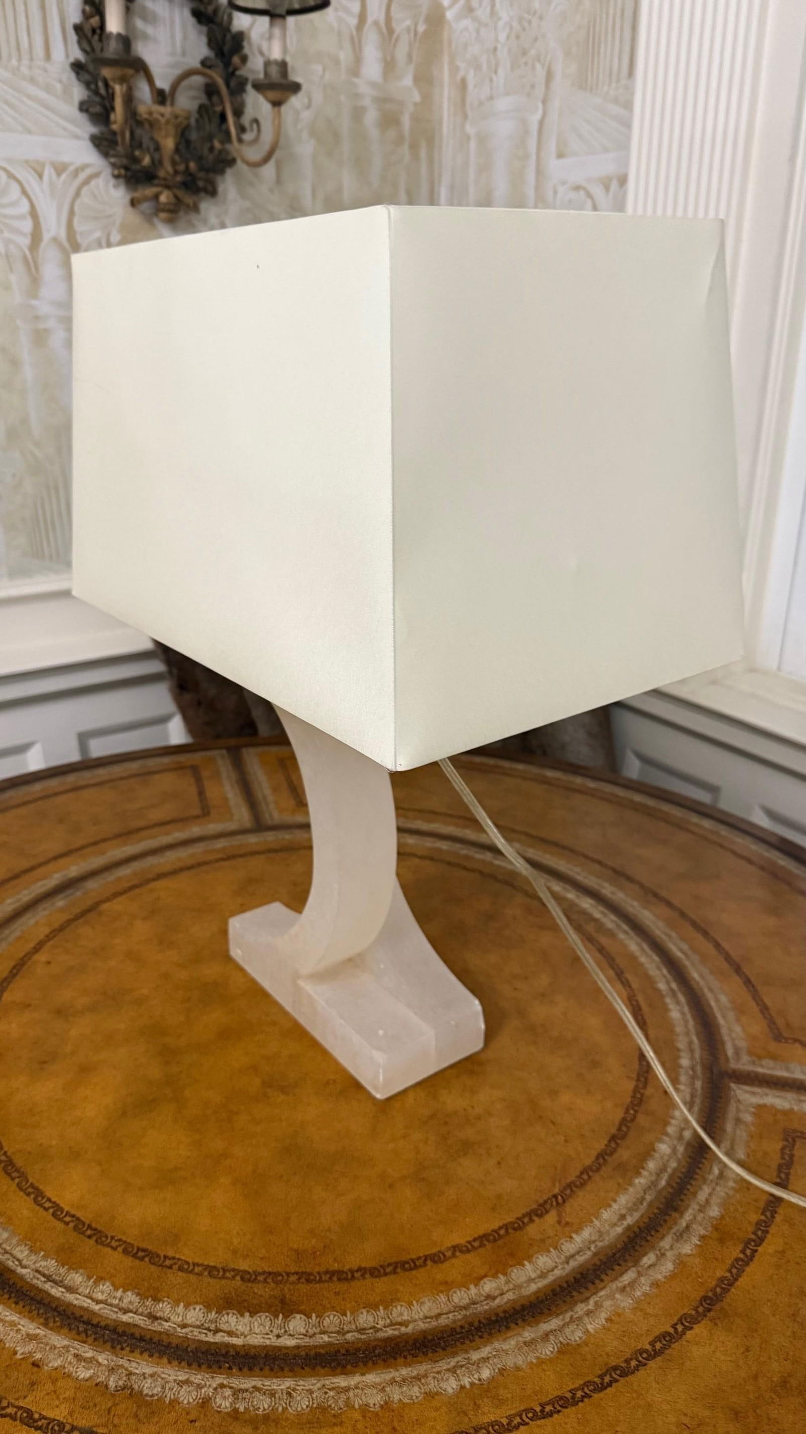 Thomas Pheasant for Baker Alabaster Table Lamp - 4