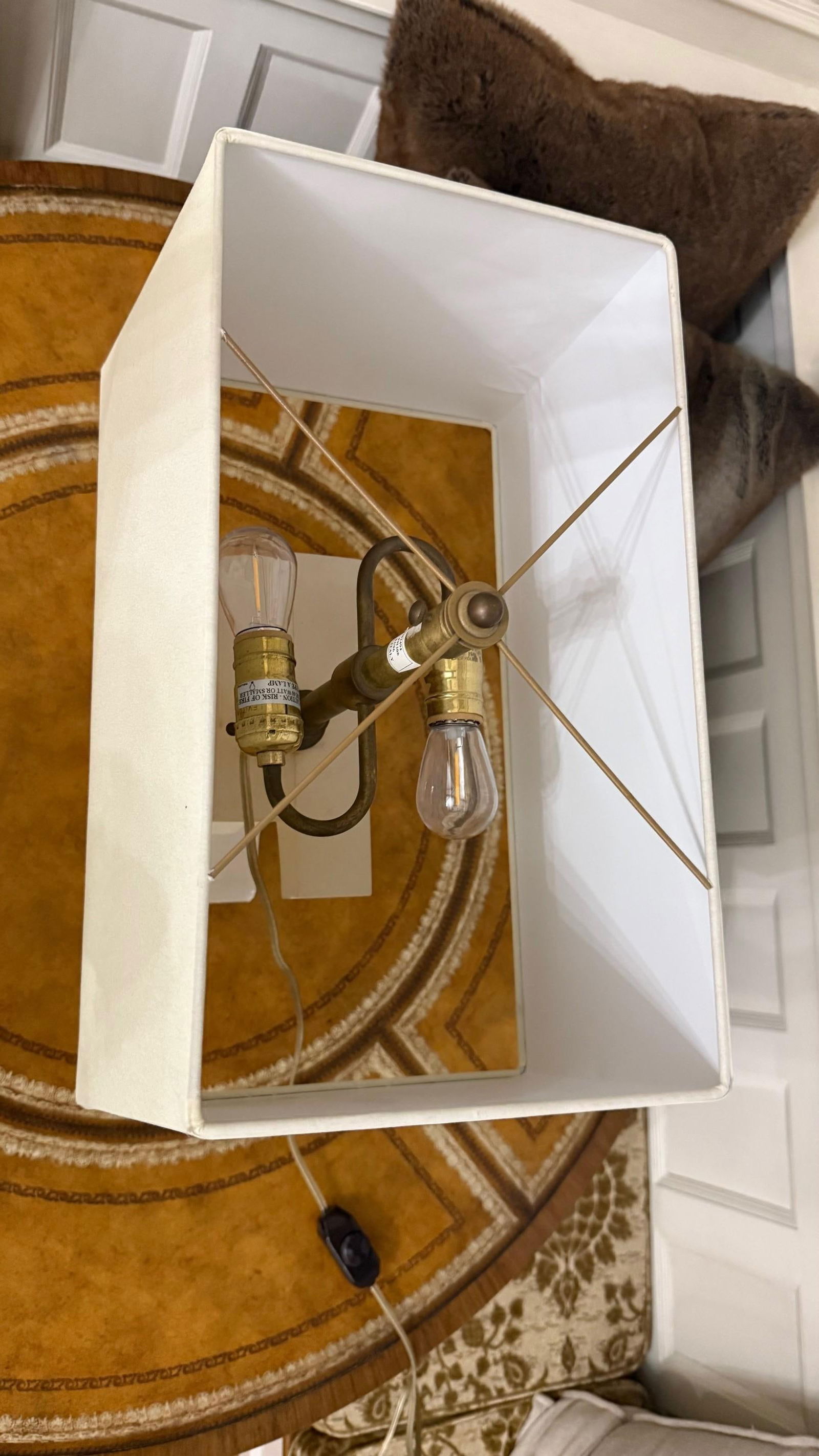 Thomas Pheasant for Baker Alabaster Table Lamp - 5