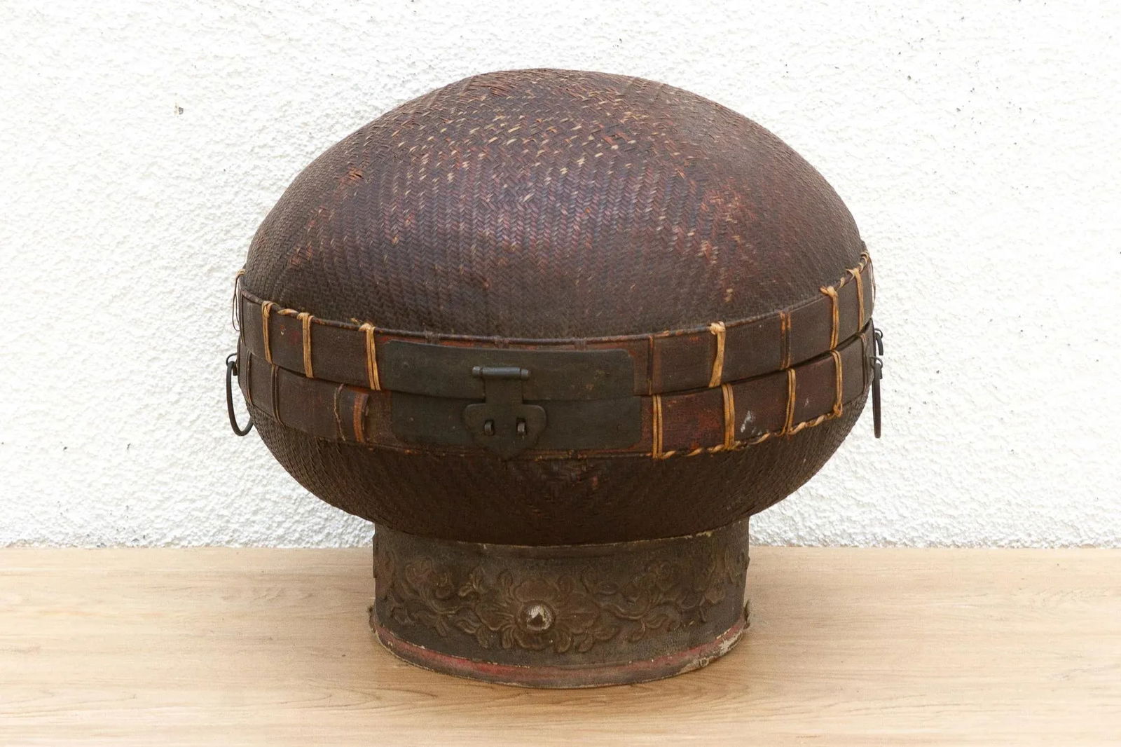 Rare 19th Century Woven Wedding Basket - 3