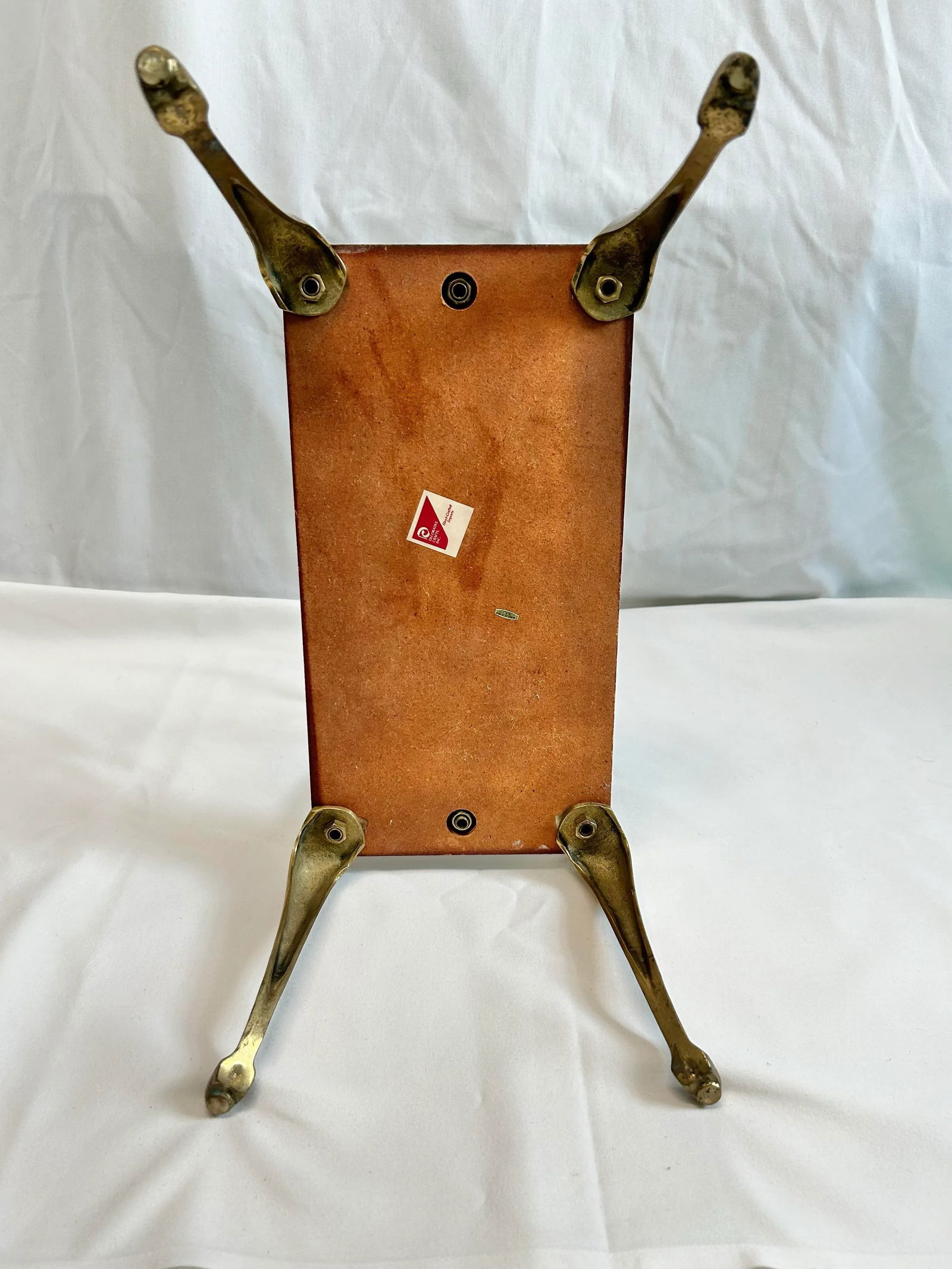 Hollywood Regency Brass Clam Shell Scallop Magazine Rack - 5