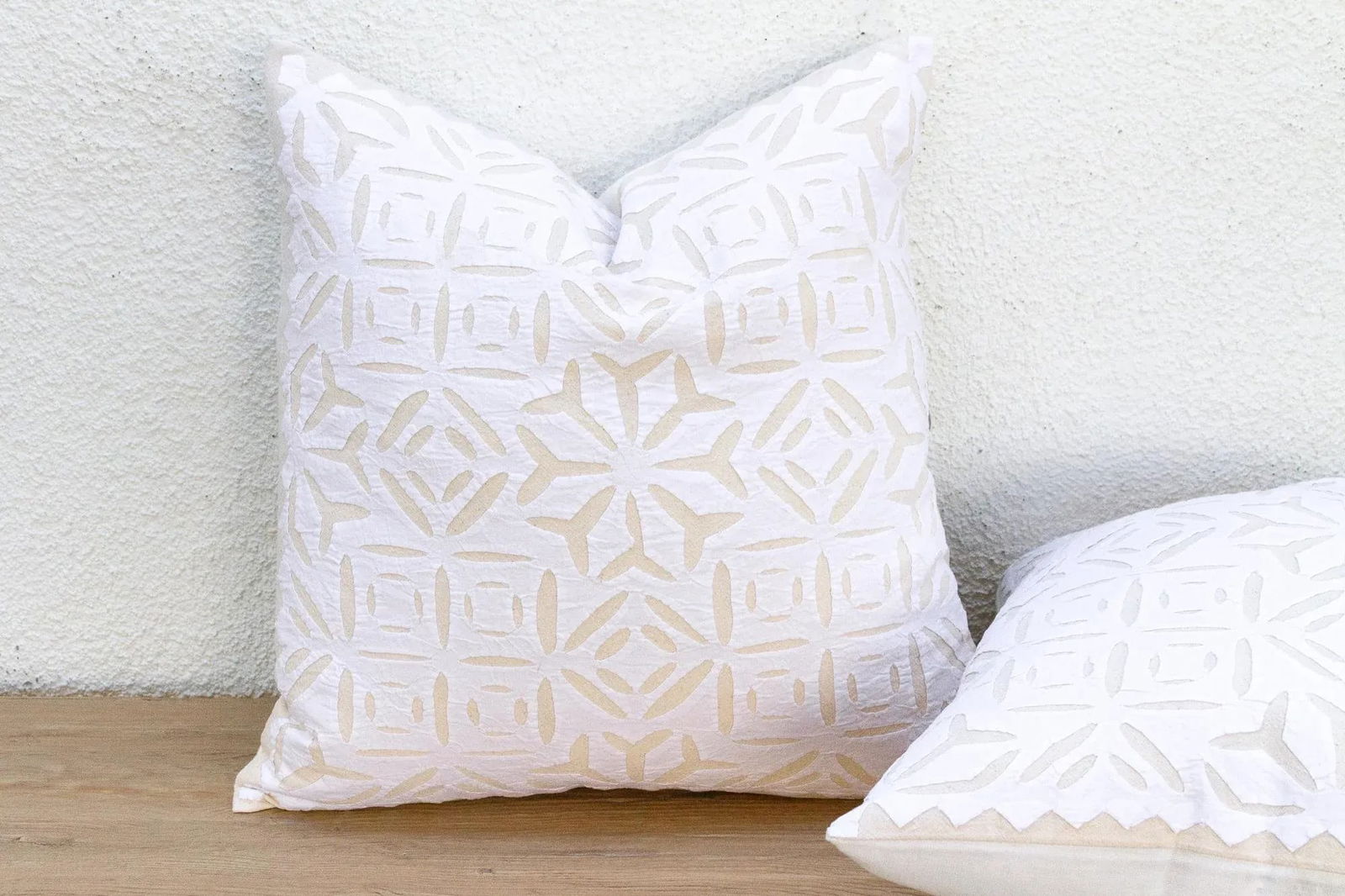 Jaipur White, Pair of Appliqué Pillow Covers - 4