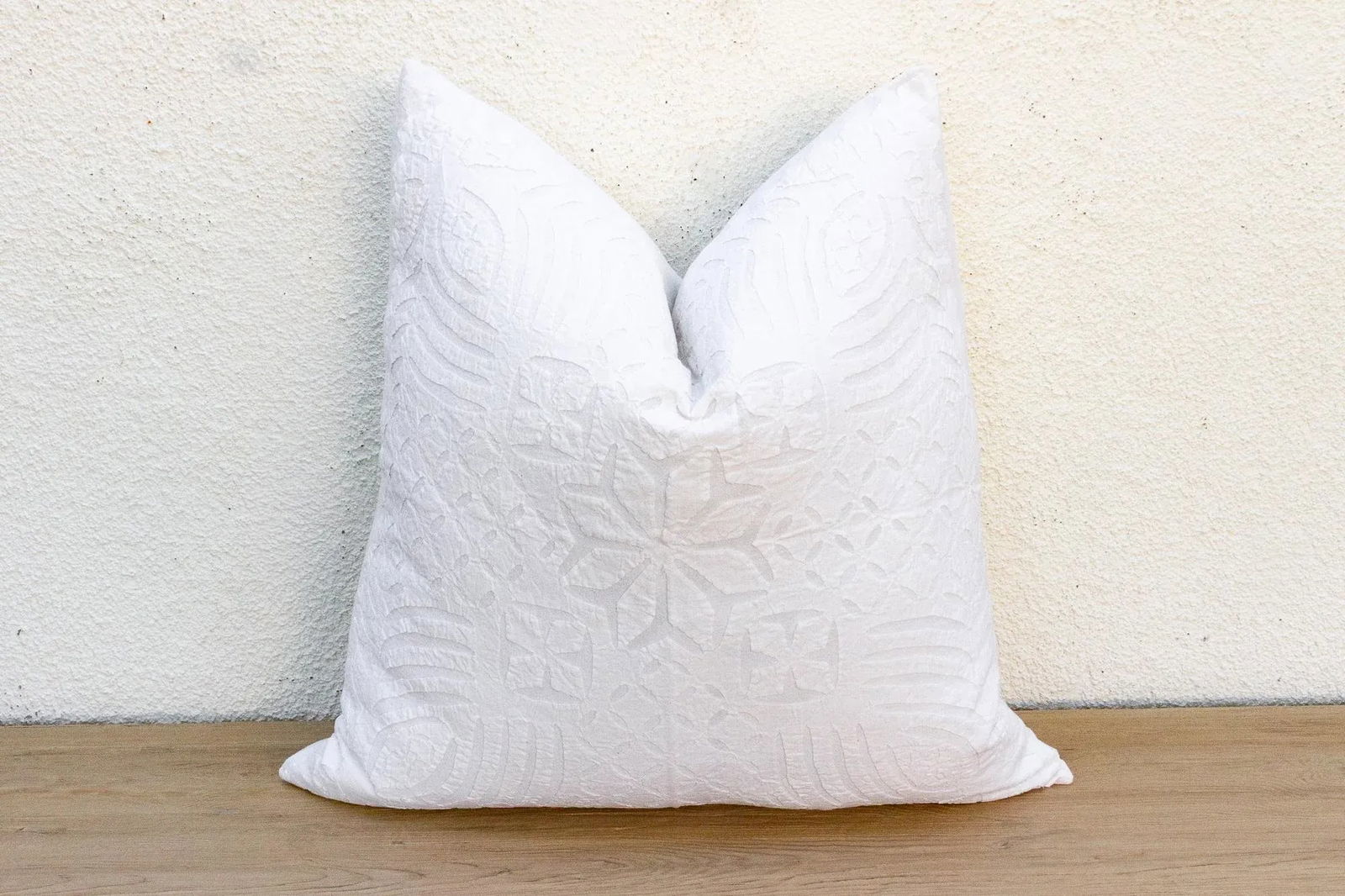 Lily Blossom Appliqué Pillow Cover - 3