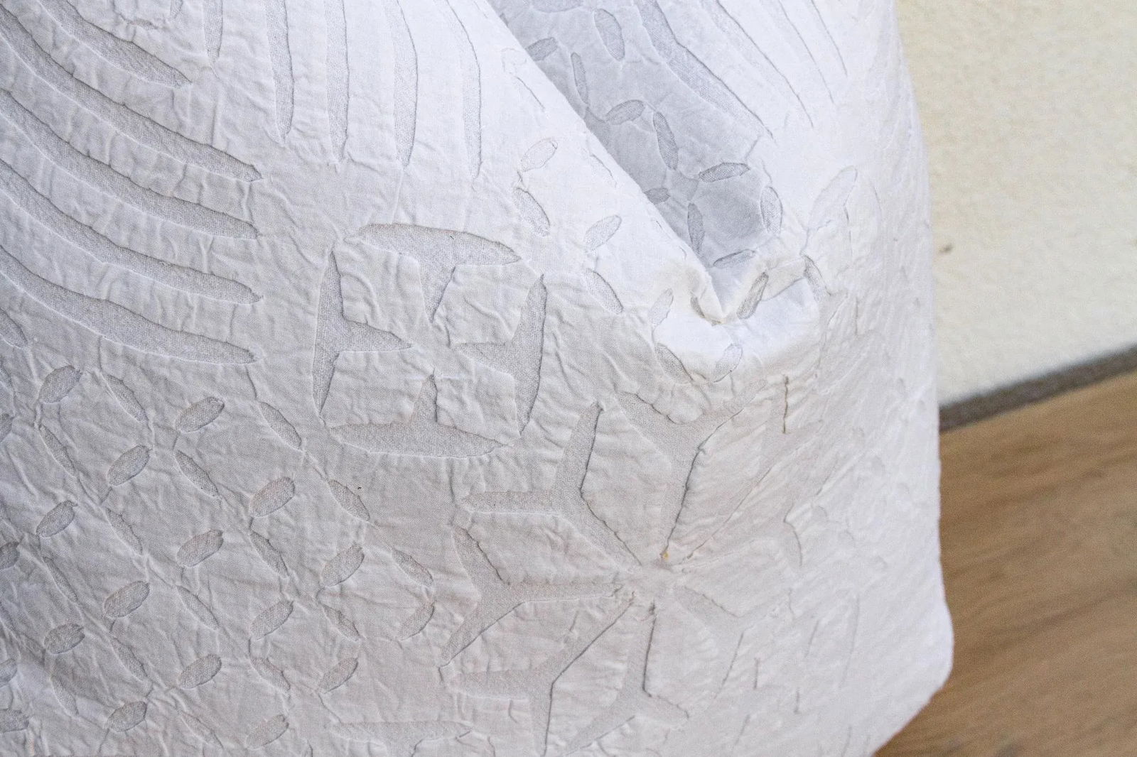 Lily Blossom Appliqué Pillow Cover - 5