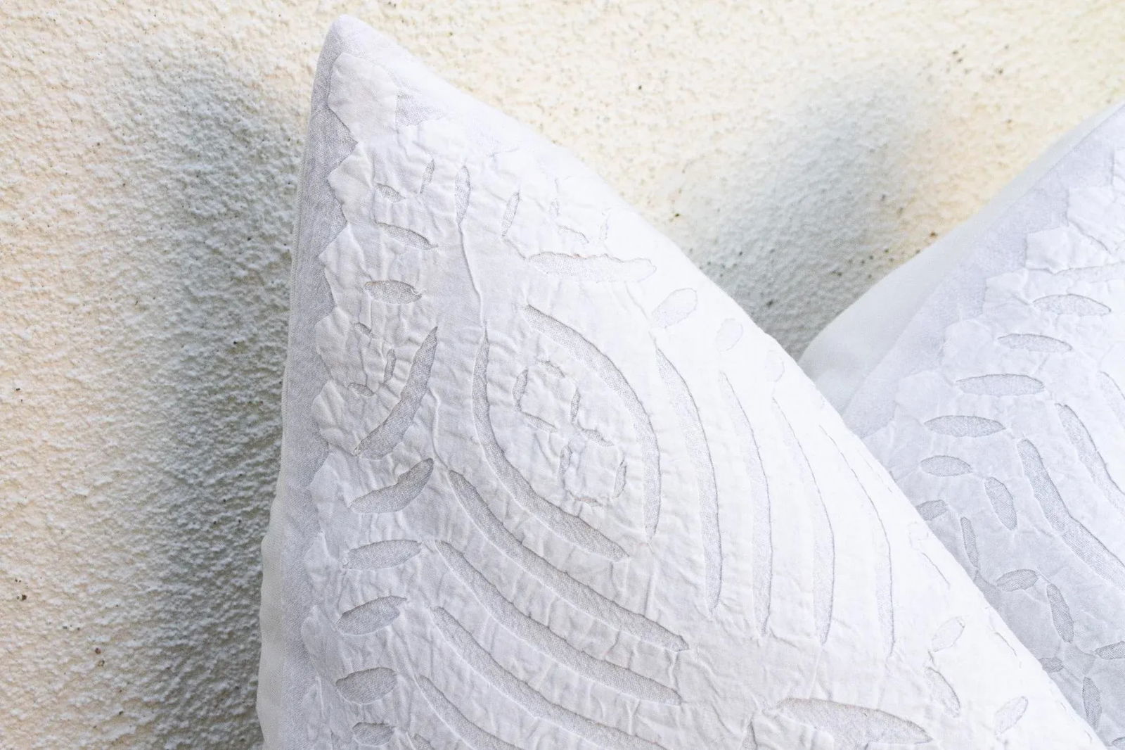 Lily Blossom Appliqué Pillow Cover - 7