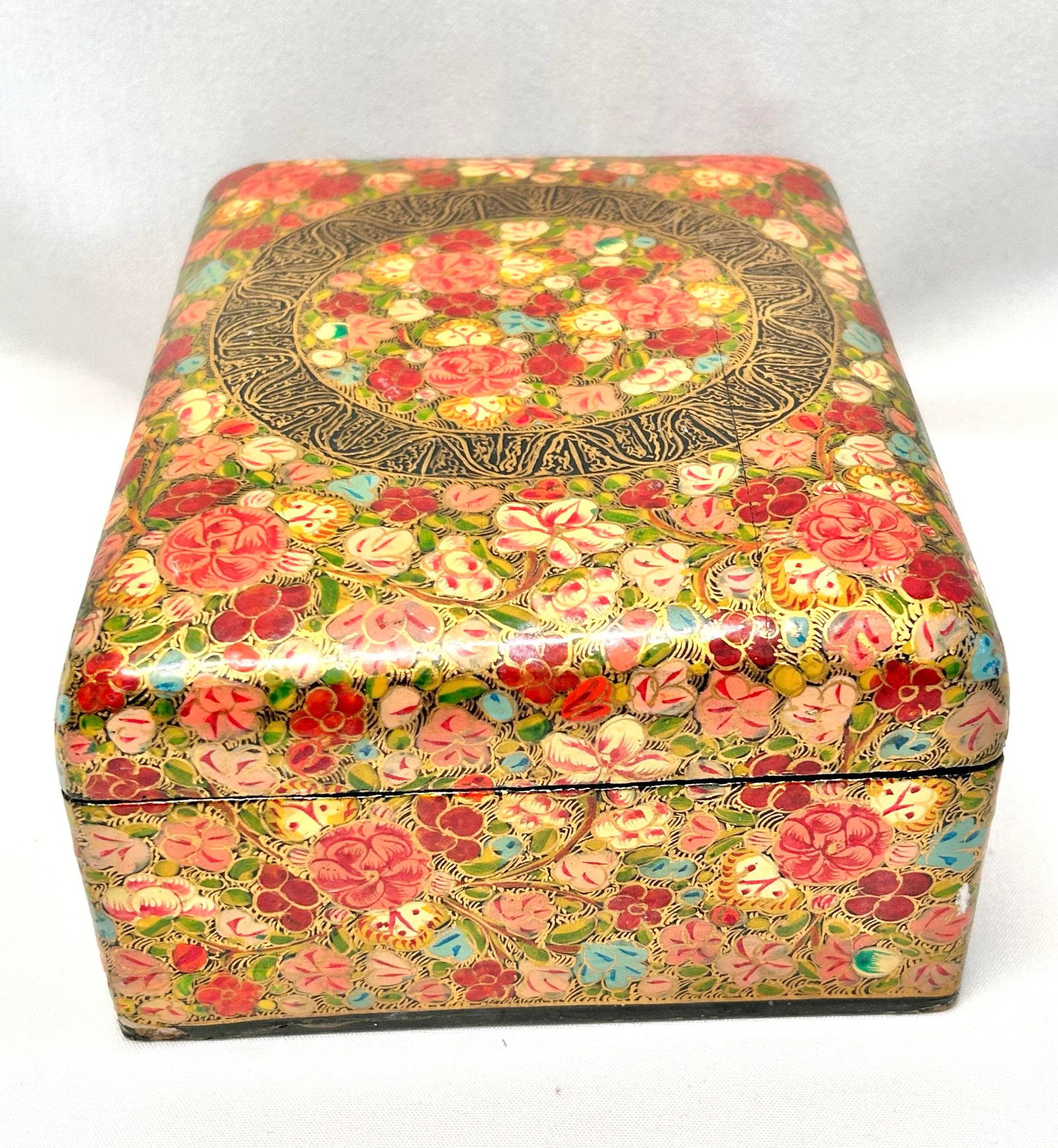 1920s Antique Kashmiri Floral Paper Mache Box - 4