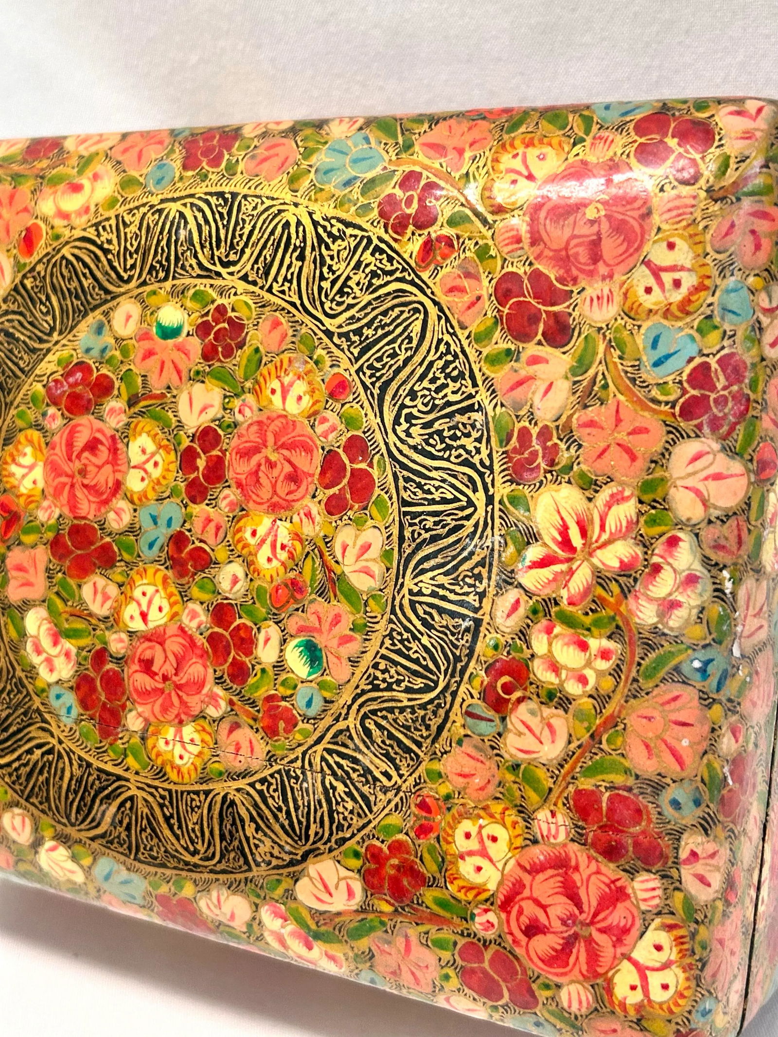 1920s Antique Kashmiri Floral Paper Mache Box - 7