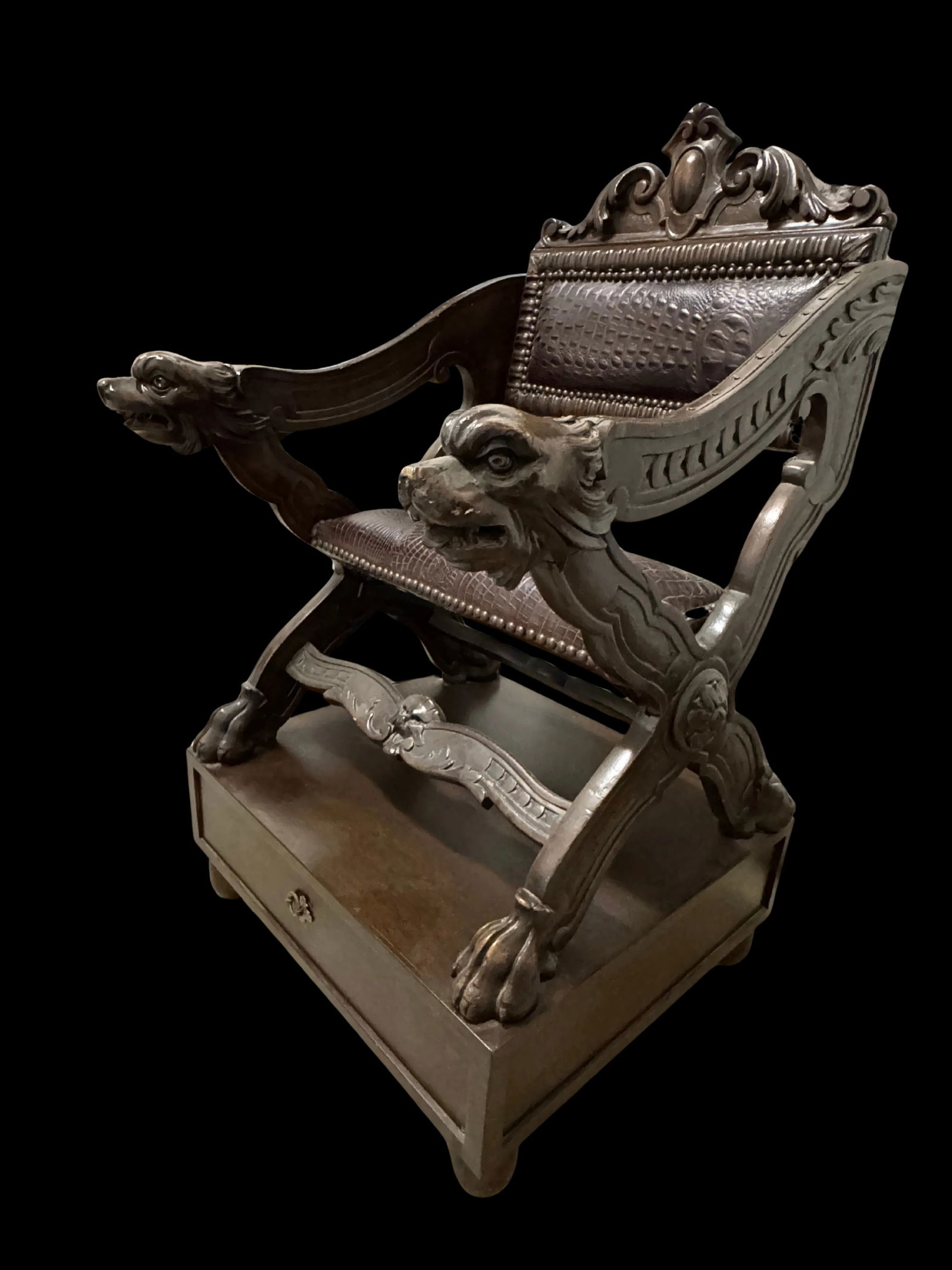 Early 20th Century Carved Dog-Head Savonarola Chair With Drawer Base, Renaissance Revival Style - 5