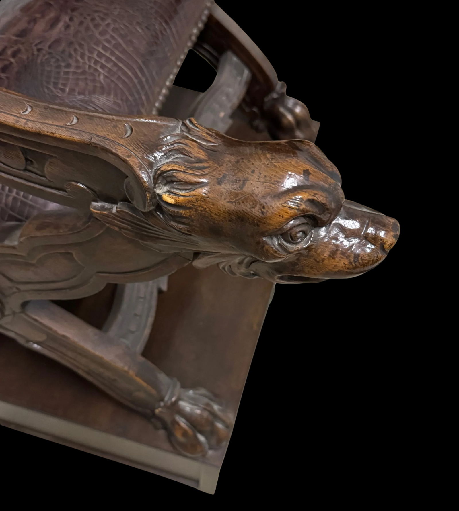 Early 20th Century Carved Dog-Head Savonarola Chair With Drawer Base, Renaissance Revival Style - 9