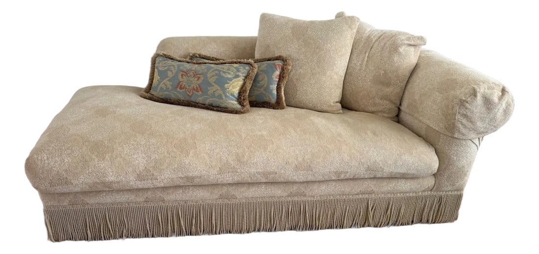 Kreiss Collection Right-Arm Chaise Lounge in Textured Damask Fabric: A luxurious right-arm chaise lounge by Kreiss Collection, known for its refined craftsmanship and timeless California-European aesthetic. This elegant piece features a gently curved arm, generous