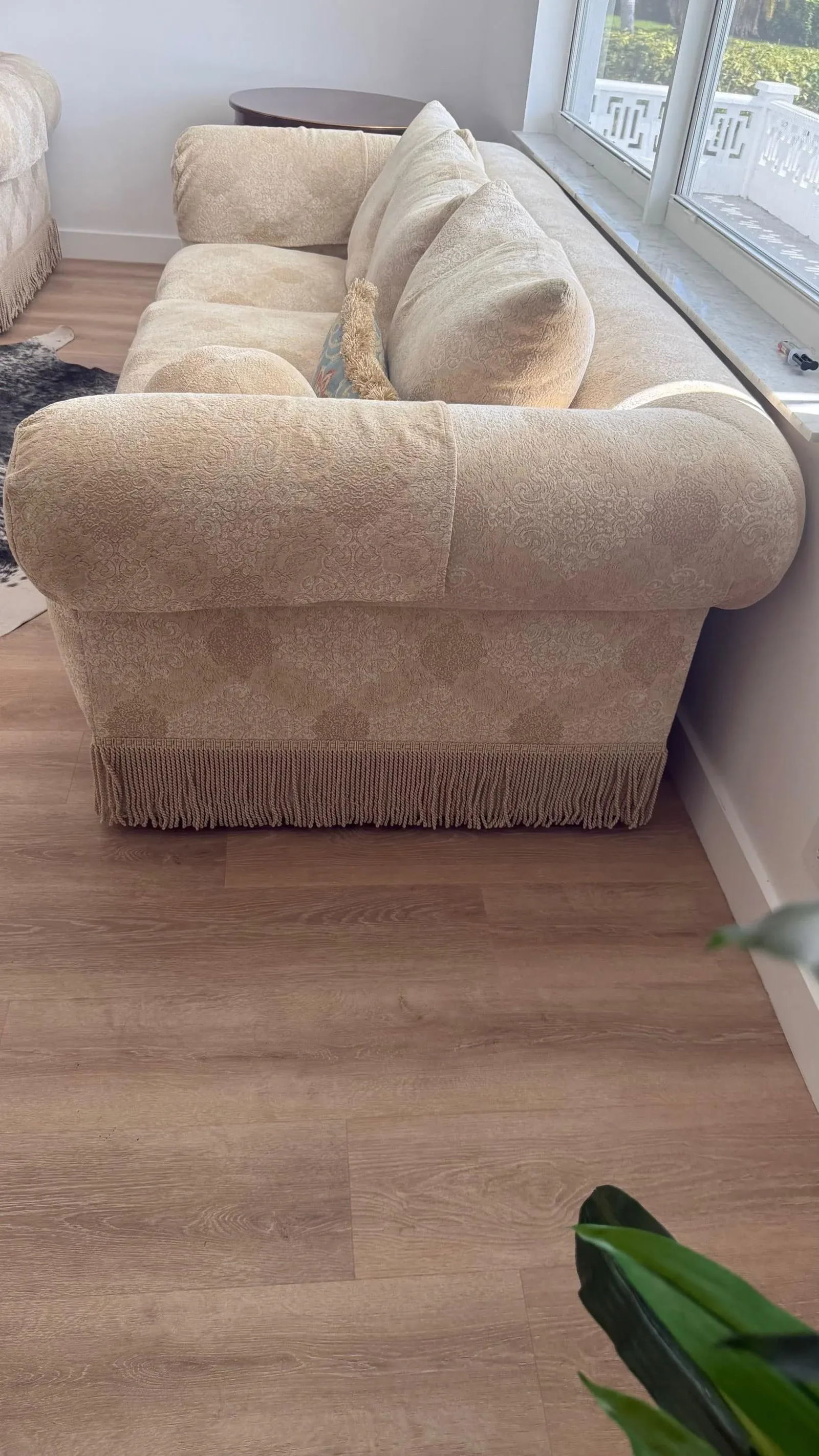 Kreiss Collection Rolled-Arm Sofa With Decorative Fringed Skirt - 5