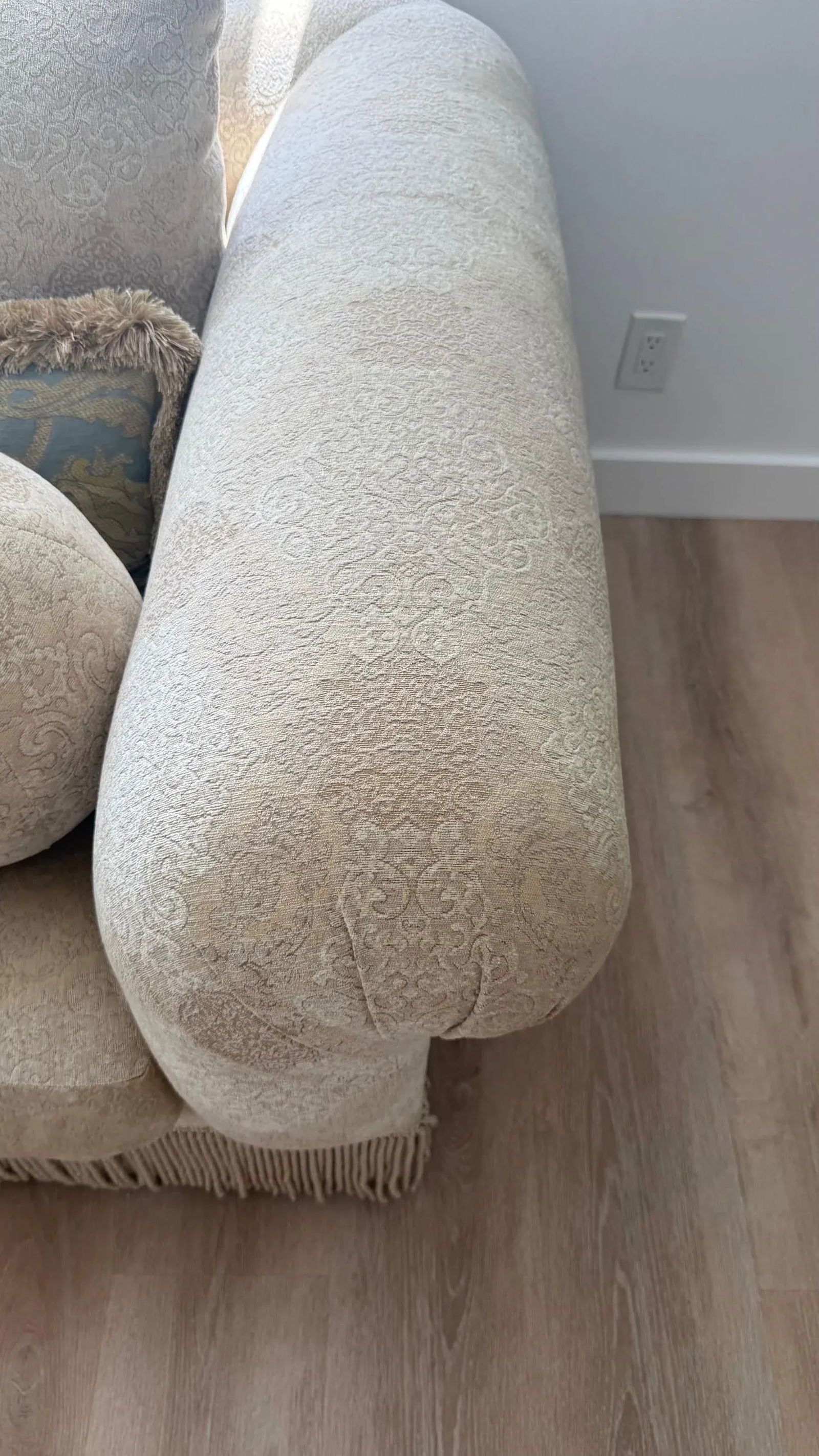 Kreiss Collection Rolled-Arm Sofa With Decorative Fringed Skirt - 8