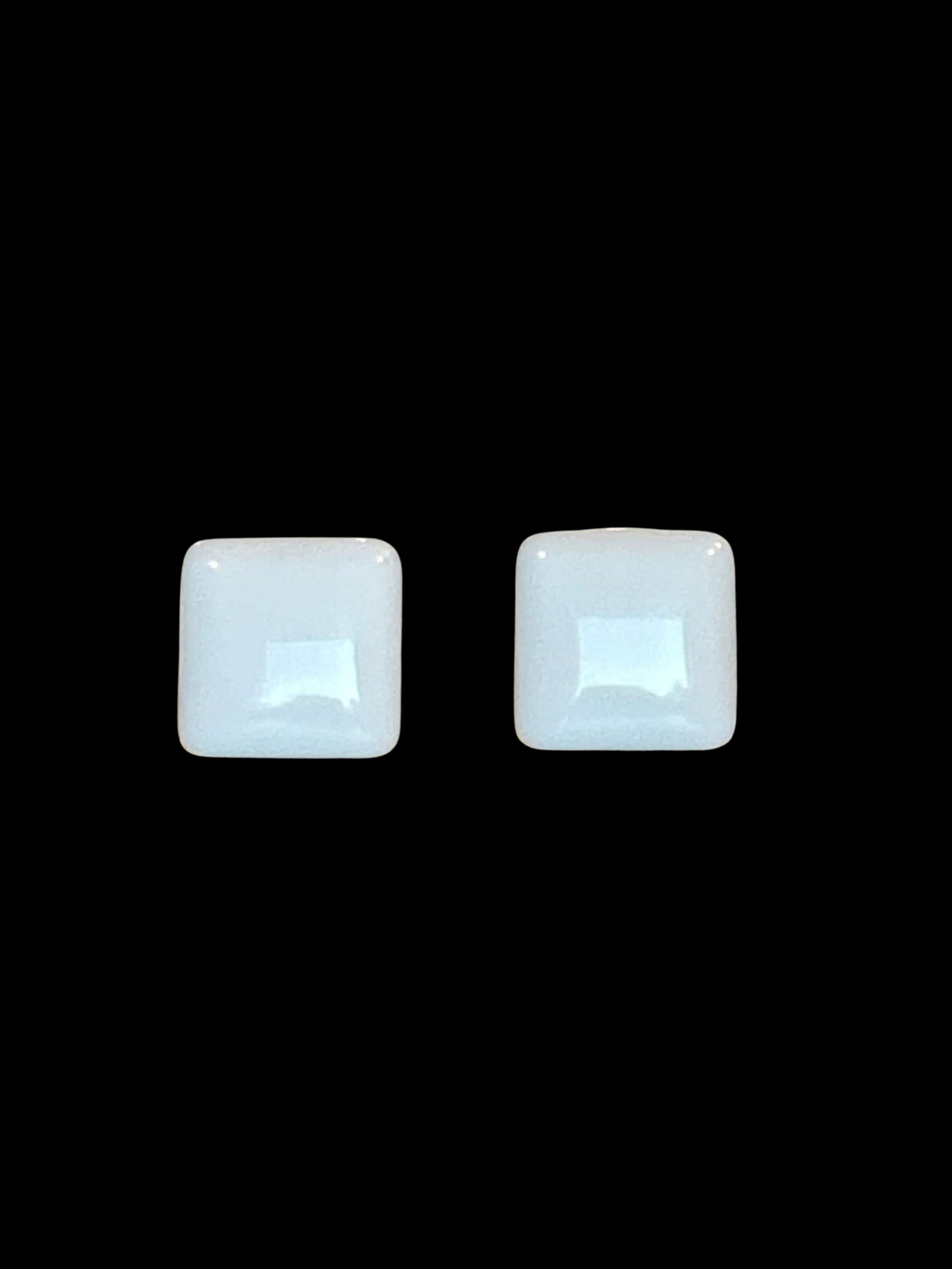 Vintage Crown Trifari White Lucite Square Clip-on Earrings, A Pair - 4