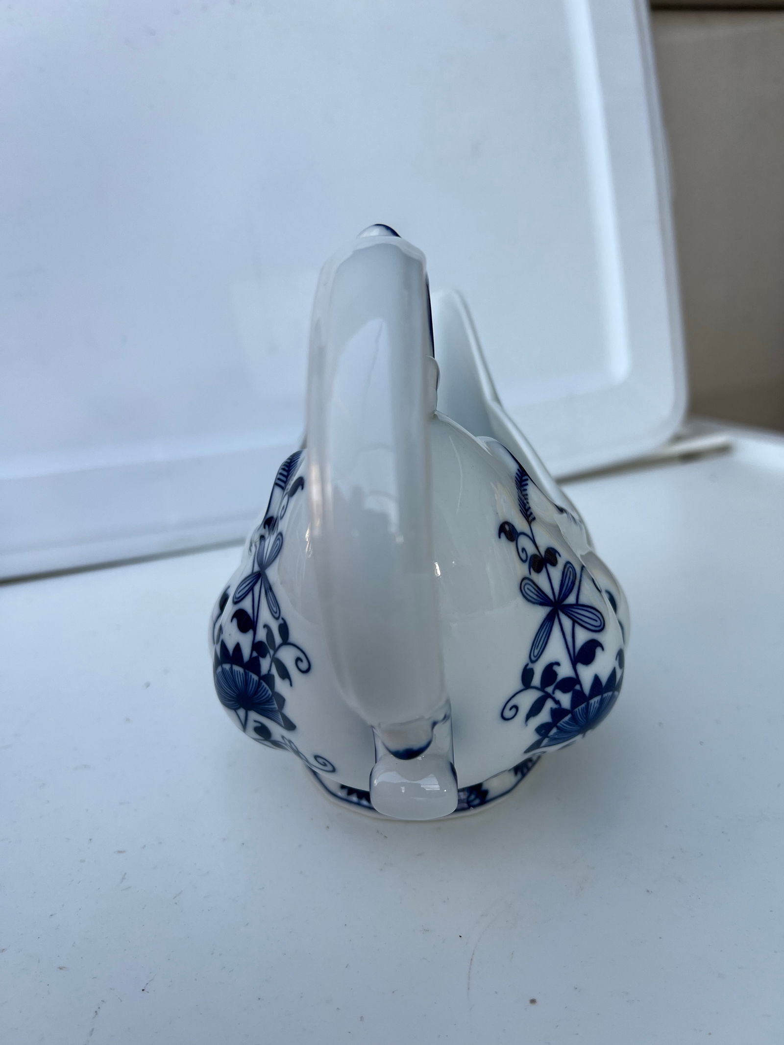 Vintage Large Footed Blue Onion Gravy Boat by Seymour Mann - 6