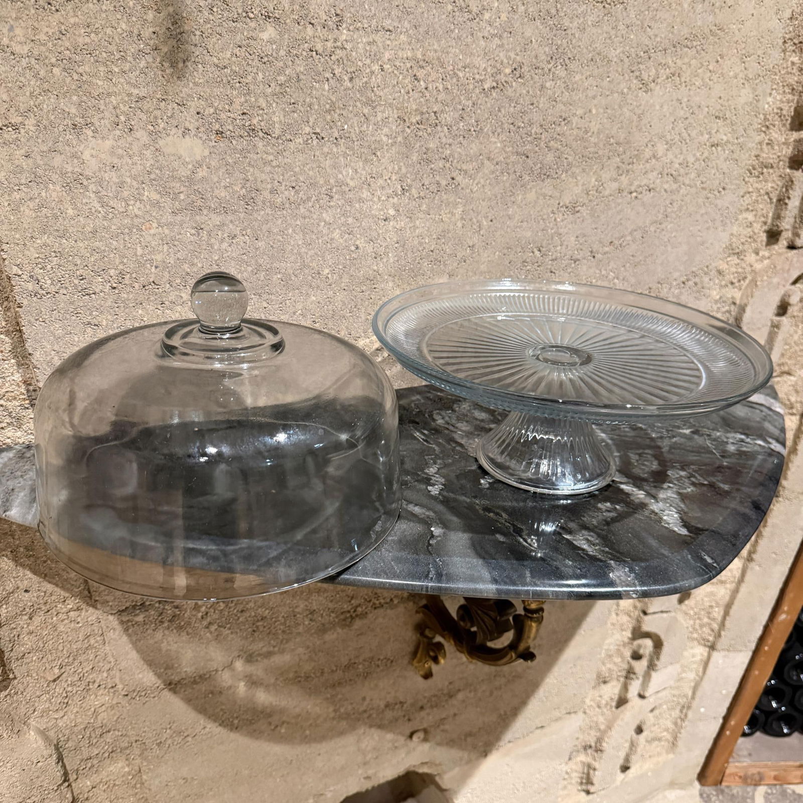 Vintage Modern Glass Cake Stand With Dome - 12