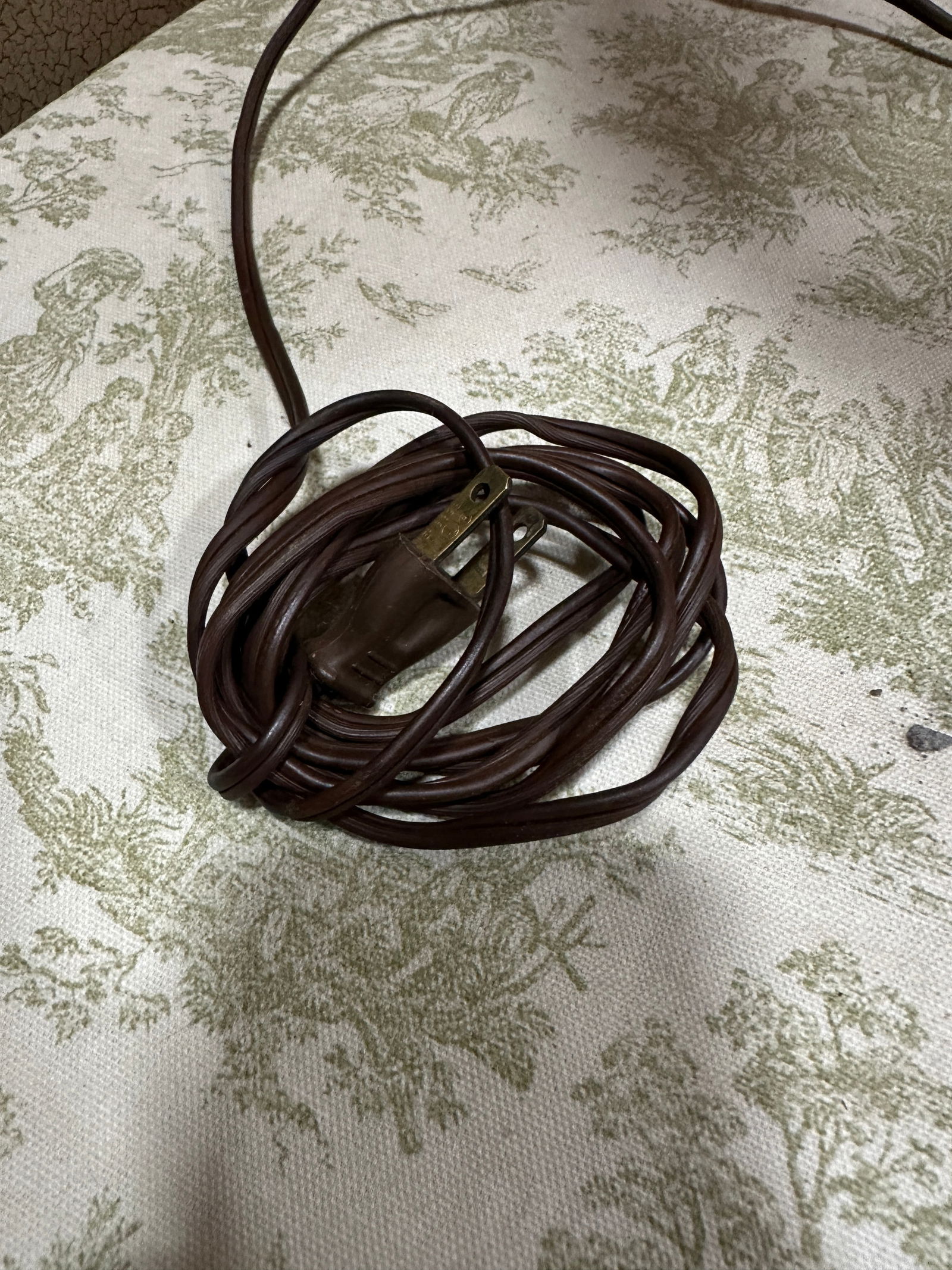 Vintage Brass and Amber Glass Large Table Lamp - 9