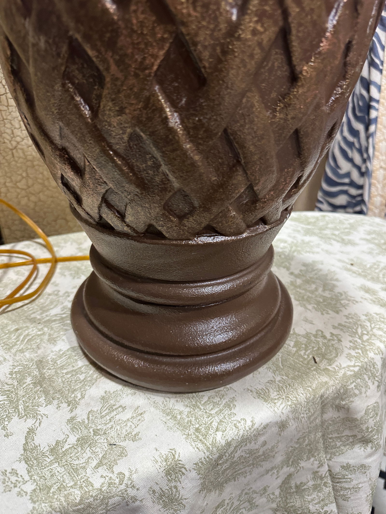 1970s Large Brown Ceramic Round Woven Style Table Lamp - 3