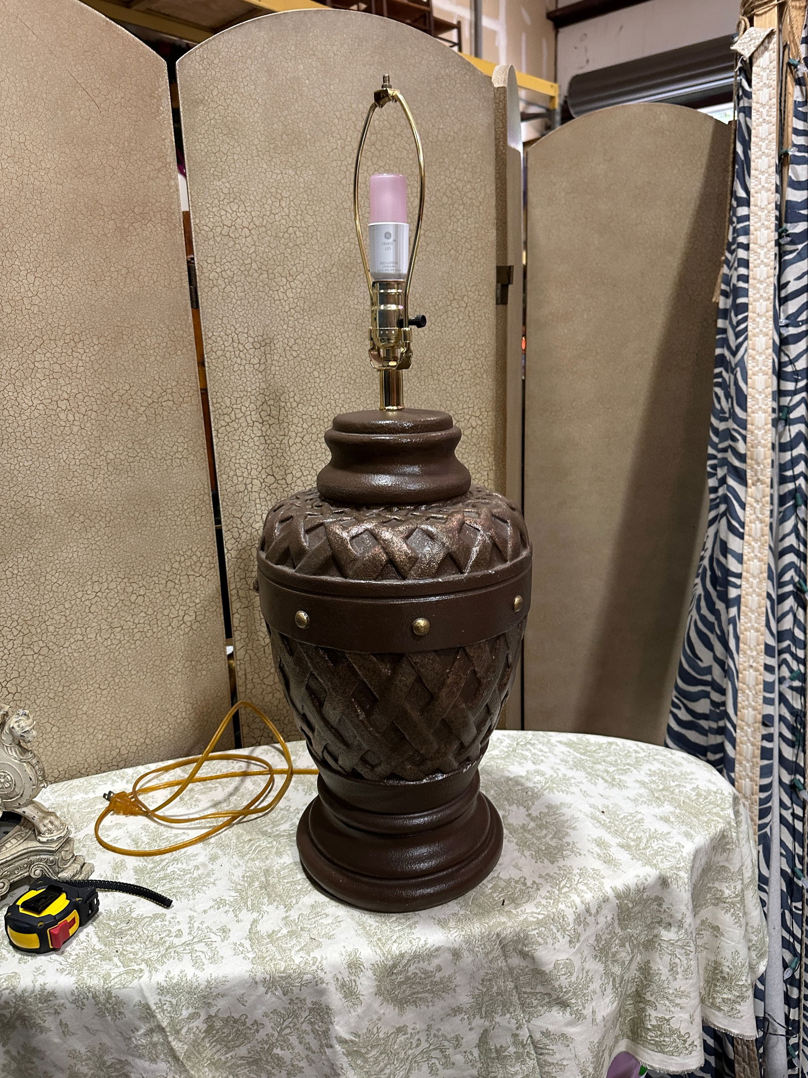 1970s Large Brown Ceramic Round Woven Style Table Lamp - 4