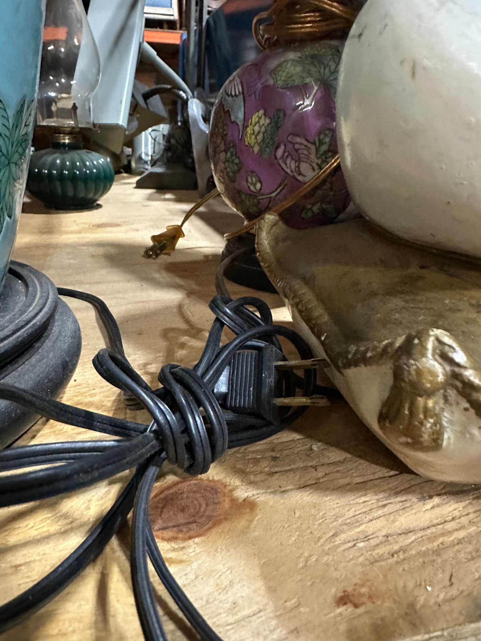 Vintage Asian Blue Hand Painted Table Lamp - 5