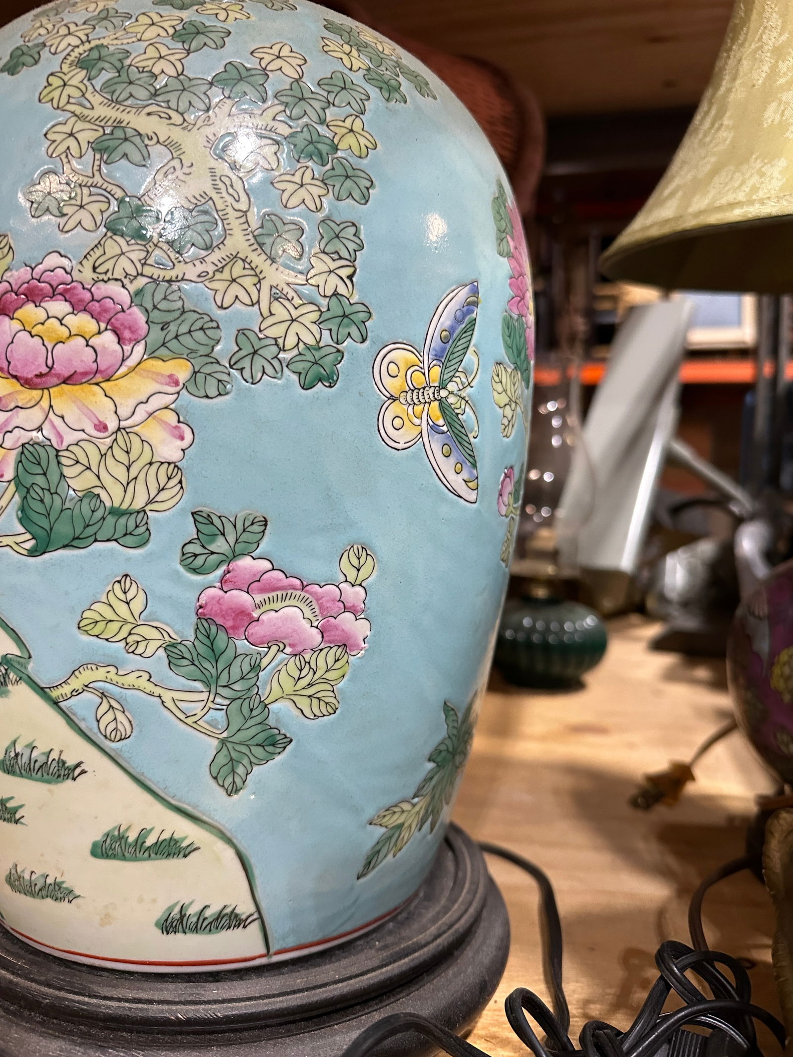 Vintage Asian Blue Hand Painted Table Lamp - 7