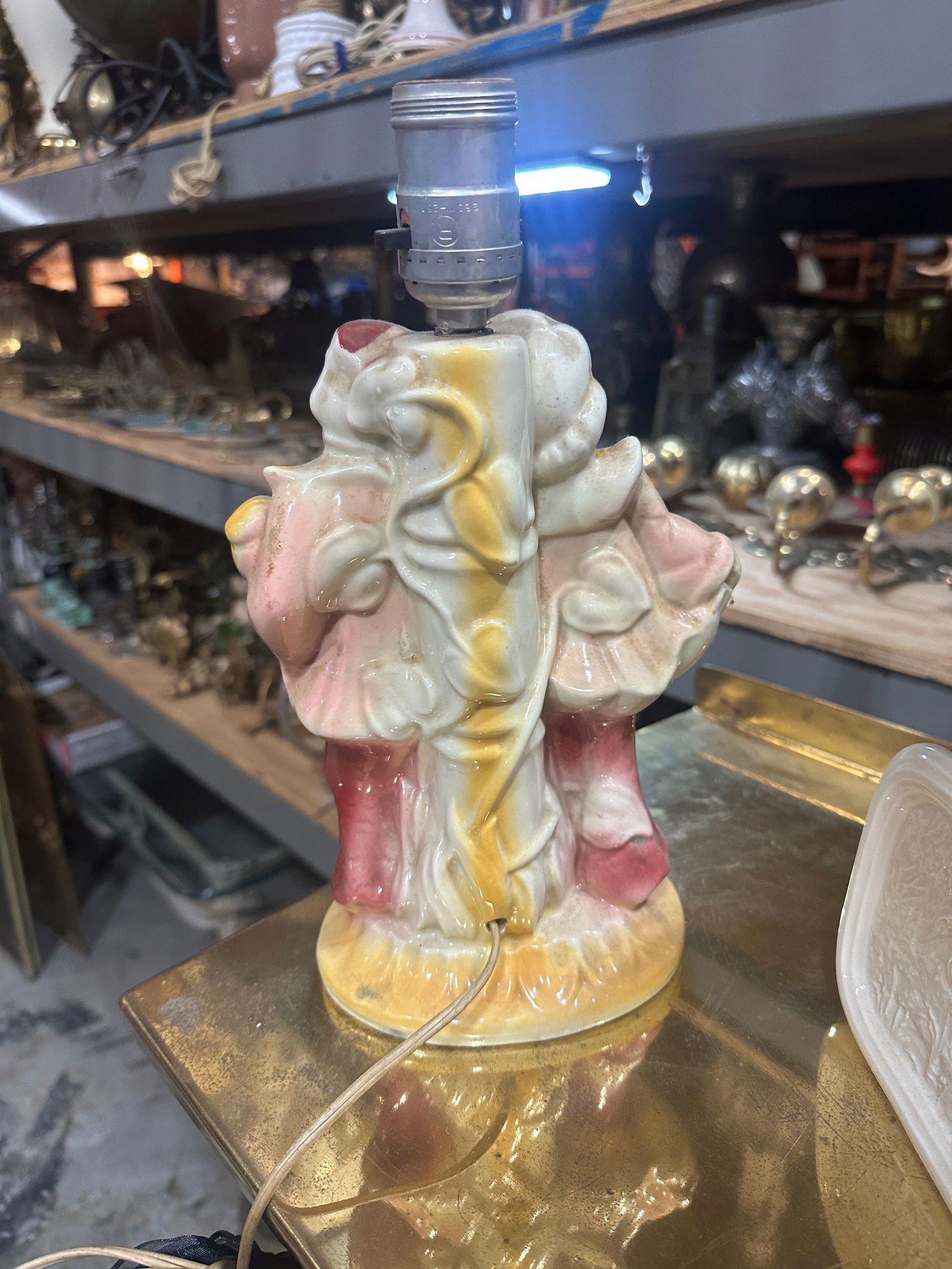 Vintage Ceramic Table Lamp of Two Asian Women With Pink and Yellow Accents - 9