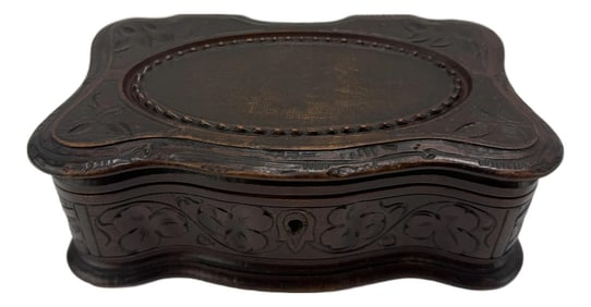 Mid-19th Century Carved Walnut Jewelry or Trinket Box, Likely Black Forest
