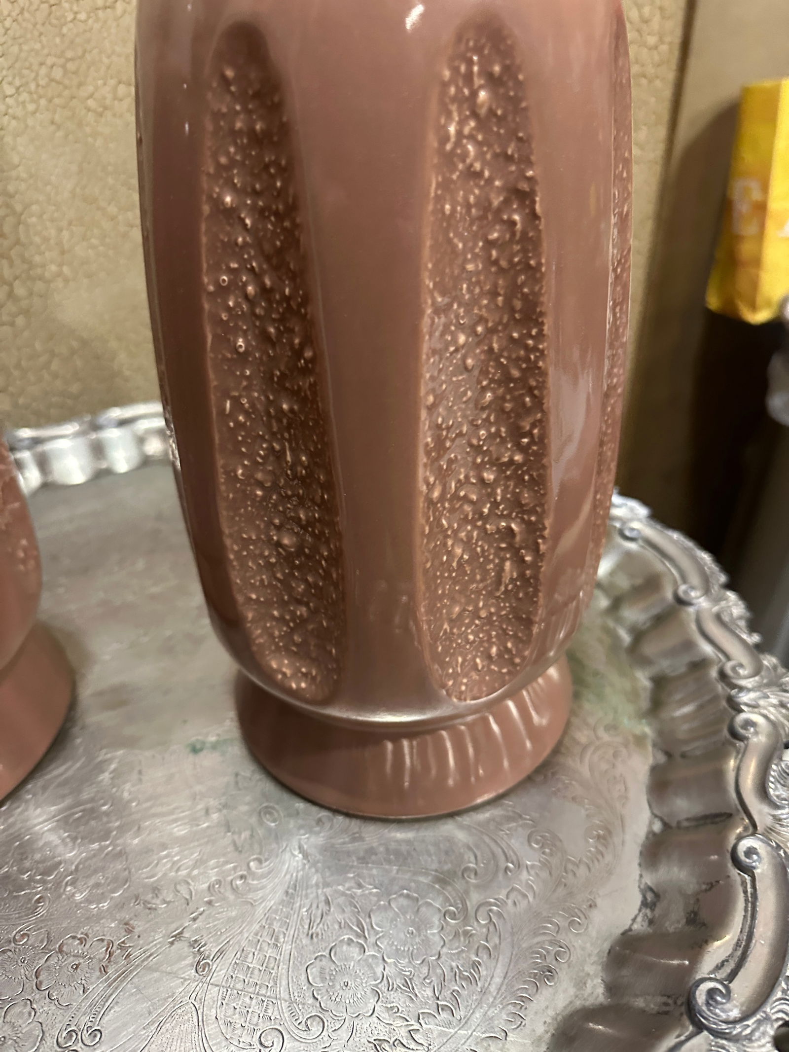 1970s Pair of Light Pink Ceramic Mid-Century Modern Table Lamps - 3