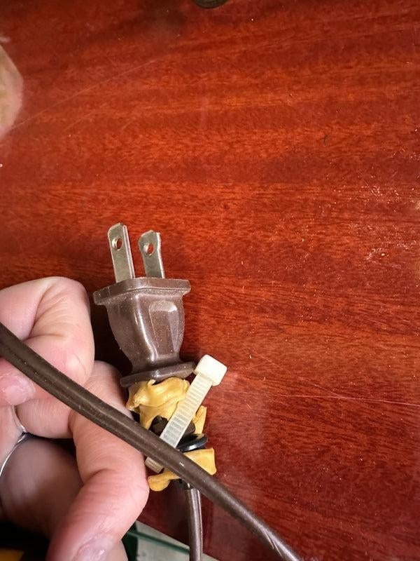 Vintage Brass Ginger Jar Style Table Lamp With Lion Footed Accents - 5