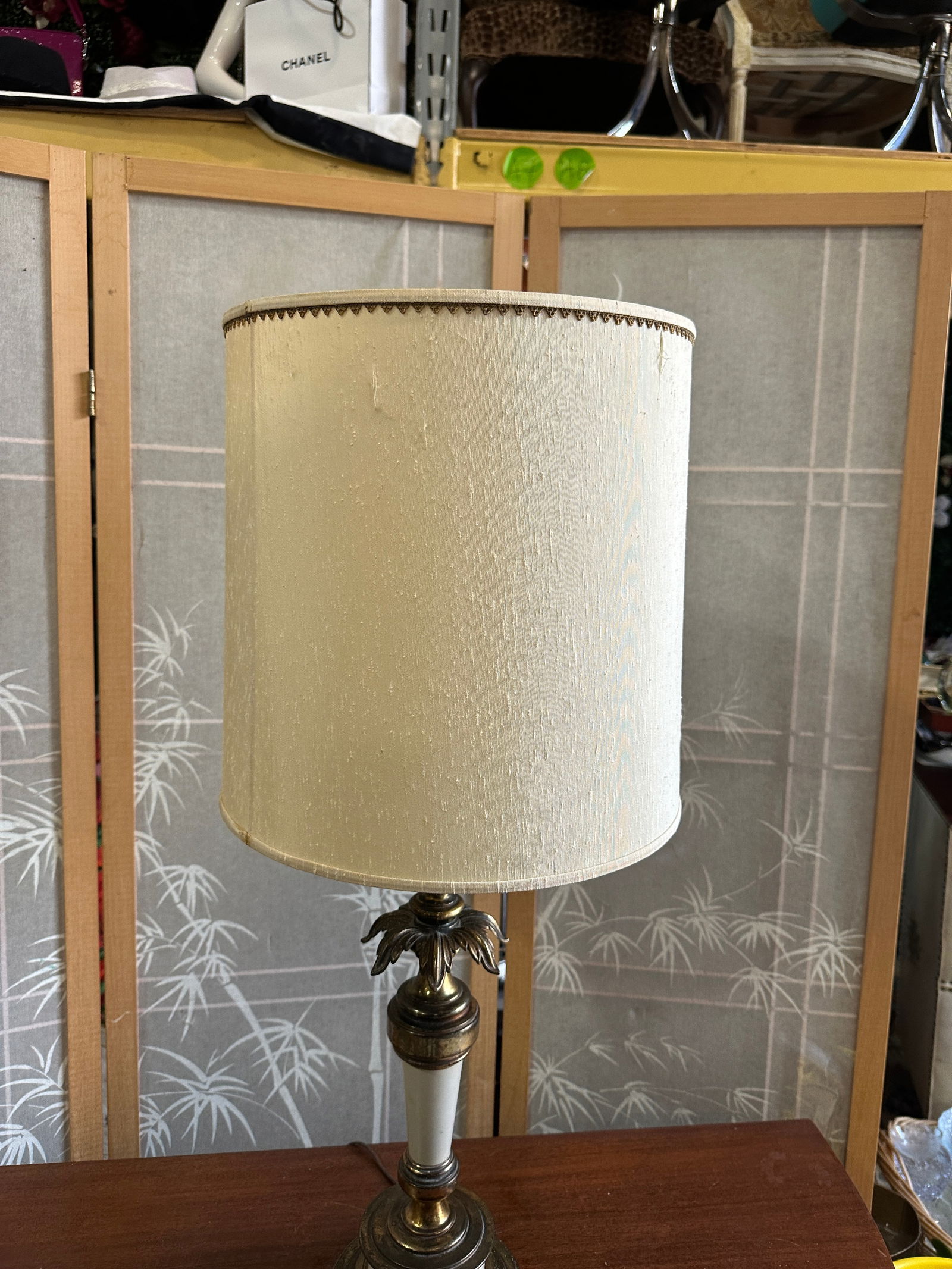 Vintage Brass and White Acanthus Table Lamp With Shade and Pineapple Details - 5