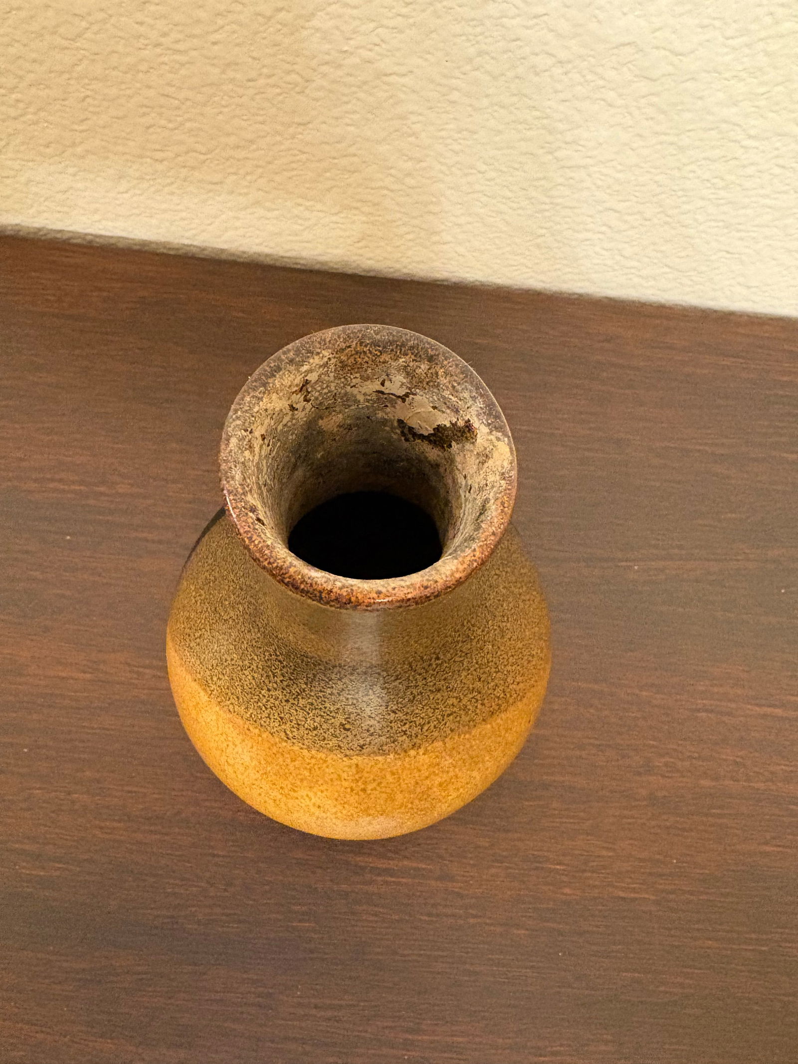 MCM Clay "Pottery Craft Usa" Diminutive Vase - 4