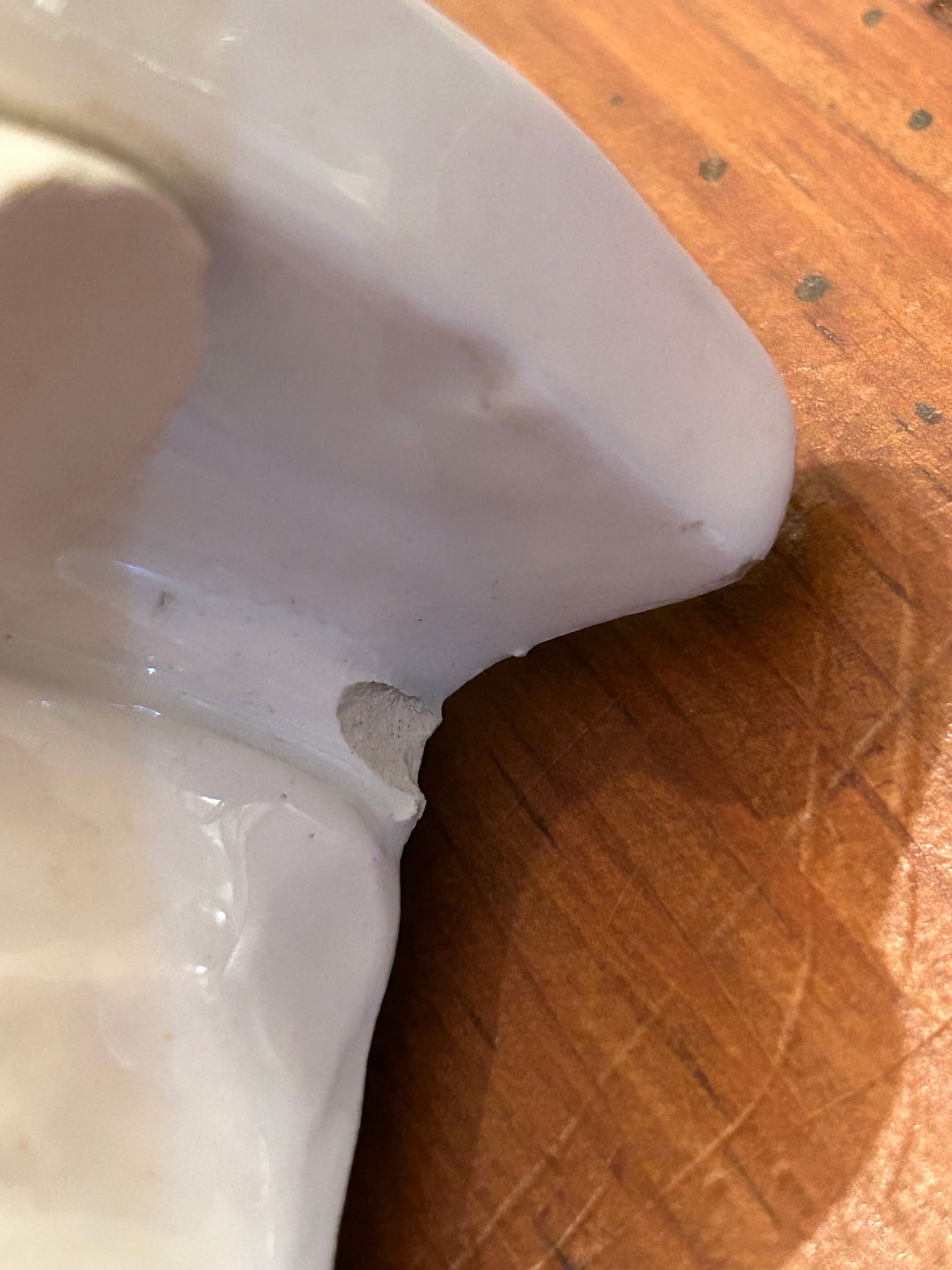 Vintage Capodimonte Style Blanc De Chine Ceramic Wall Bracket - 10