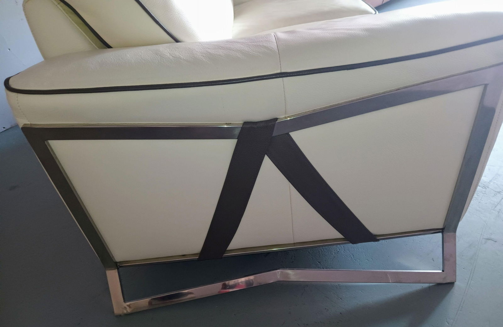 Violino Full Grain Leather Sofa - 6