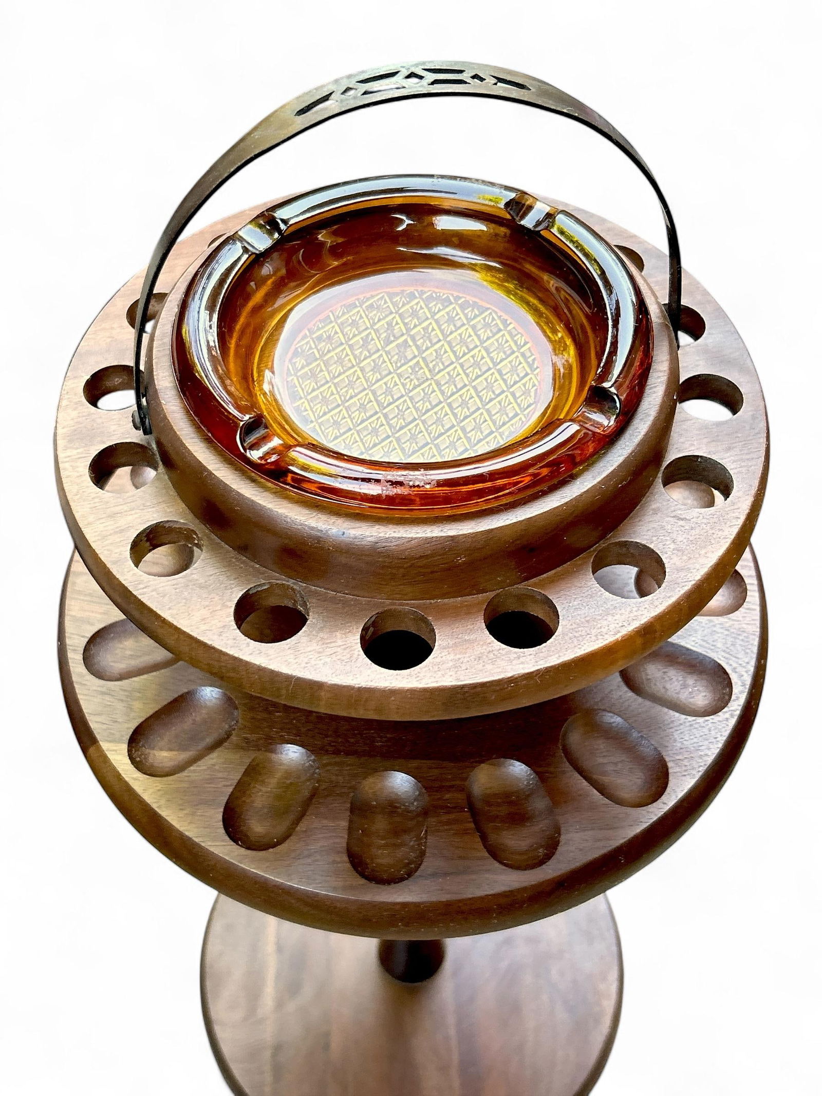 1960s Decatur Industries Free Standing Walnut Pipe Stand With Glass Ashtray - 2