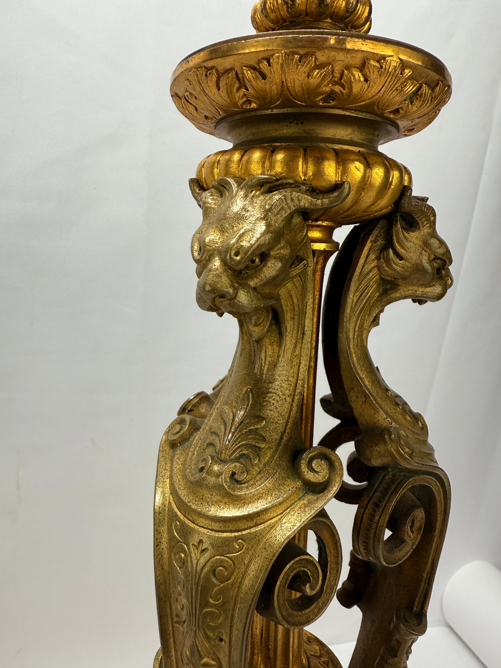 Neoclassical Parcel-Gilt and Patinated Bronze Tripod Zoomorphic Lamps C. 1900 Attributed to Edward F - 16