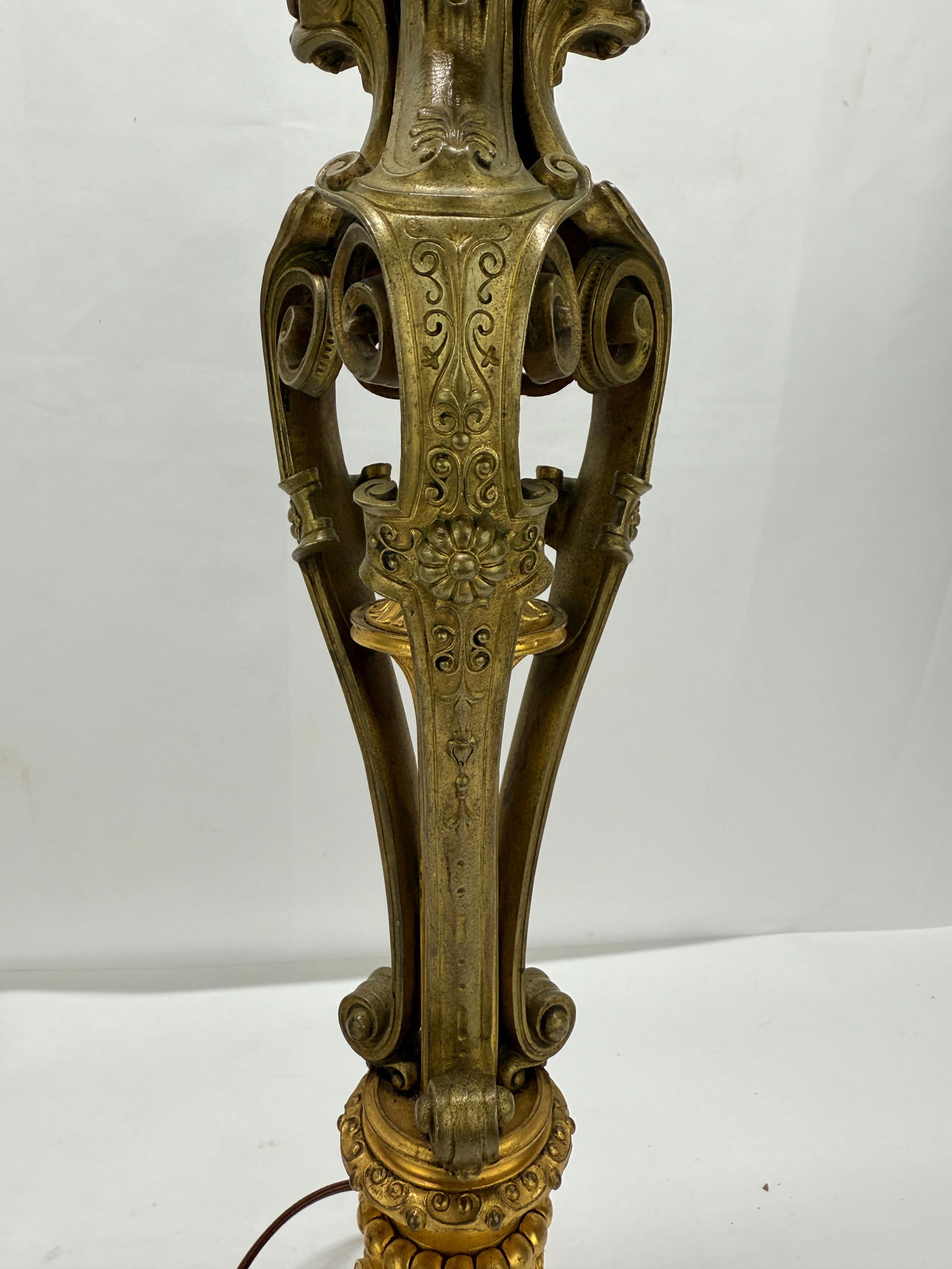 Neoclassical Parcel-Gilt and Patinated Bronze Tripod Zoomorphic Lamps C. 1900 Attributed to Edward F - 3