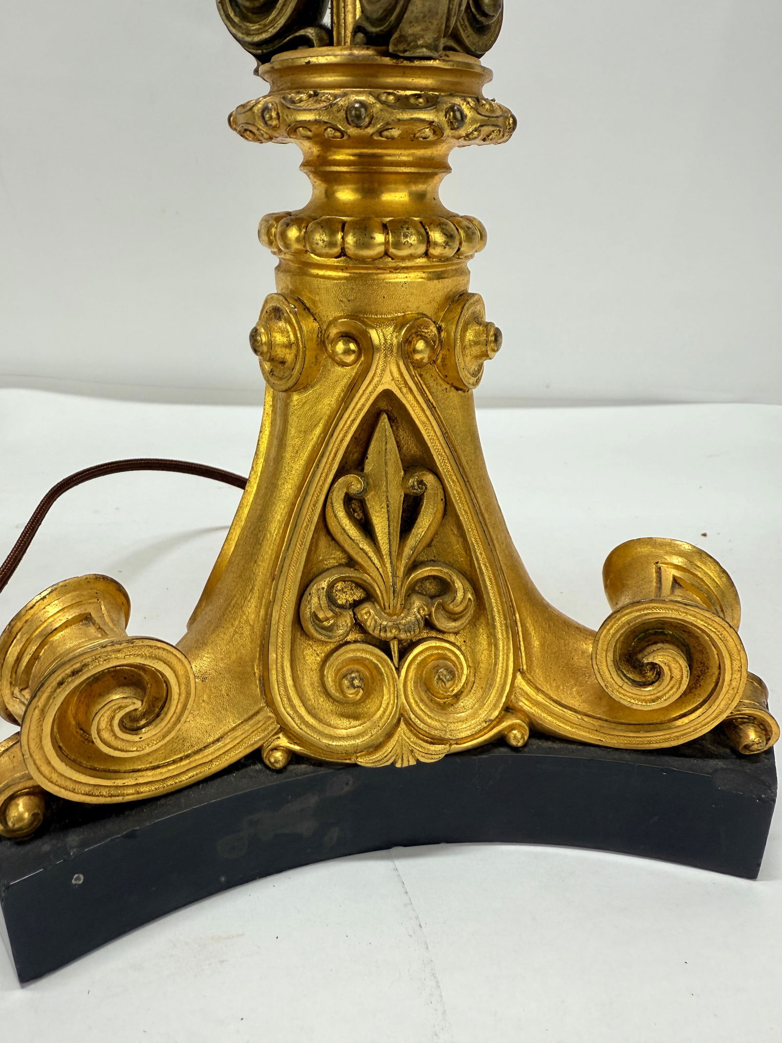 Neoclassical Parcel-Gilt and Patinated Bronze Tripod Zoomorphic Lamps C. 1900 Attributed to Edward F - 5