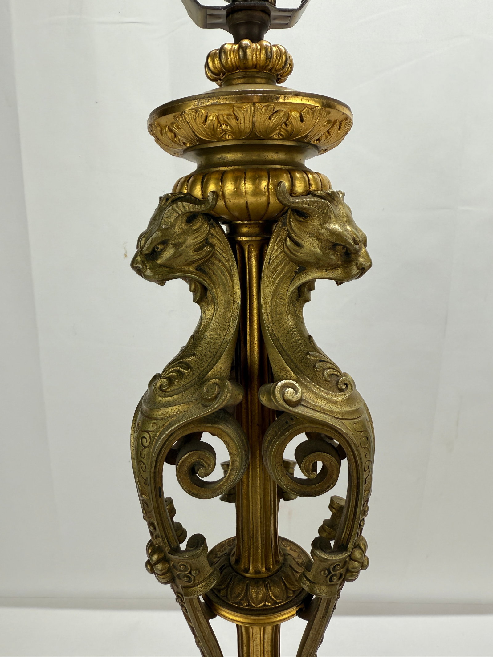 Neoclassical Parcel-Gilt and Patinated Bronze Tripod Zoomorphic Lamps C. 1900 Attributed to Edward F - 9