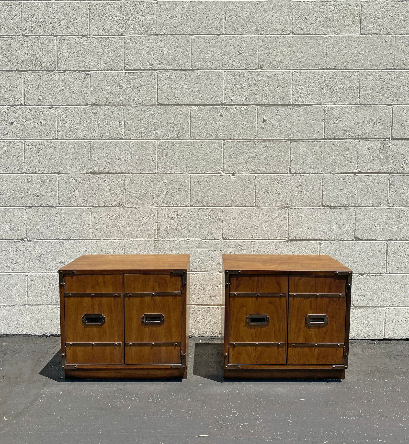 1970s Vintage Brass Campaign Nightstands - a Pair - 3