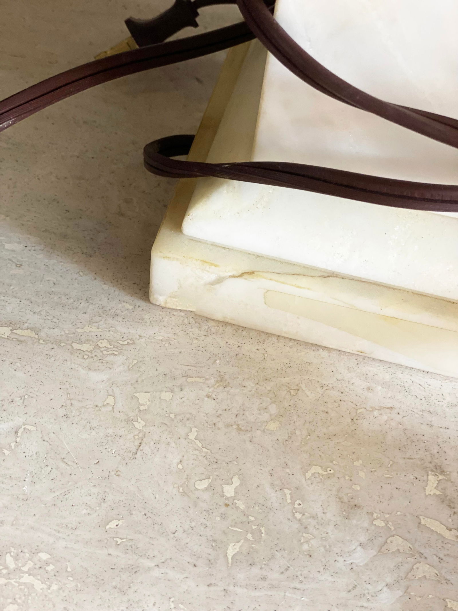 1980s Vintage Neoclassical Alabaster Marble Table Lamps - a Pair - 7