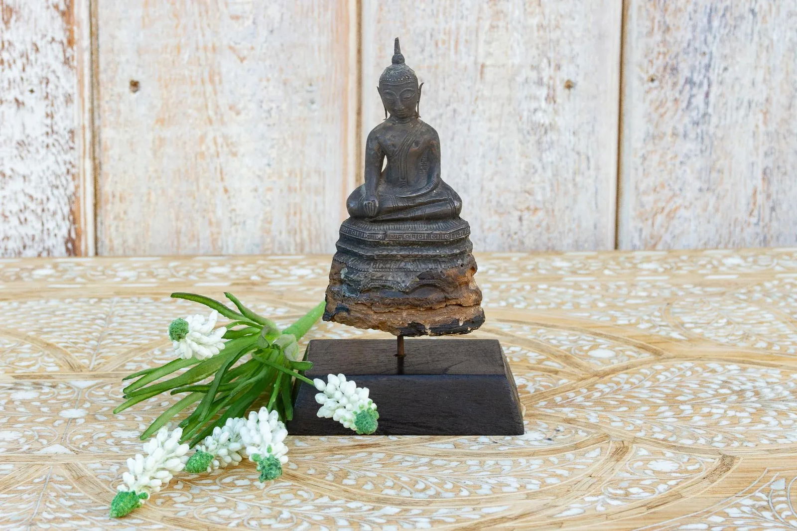 Early 19th Century Wood and Metal Alloy Burmese Buddha - 2