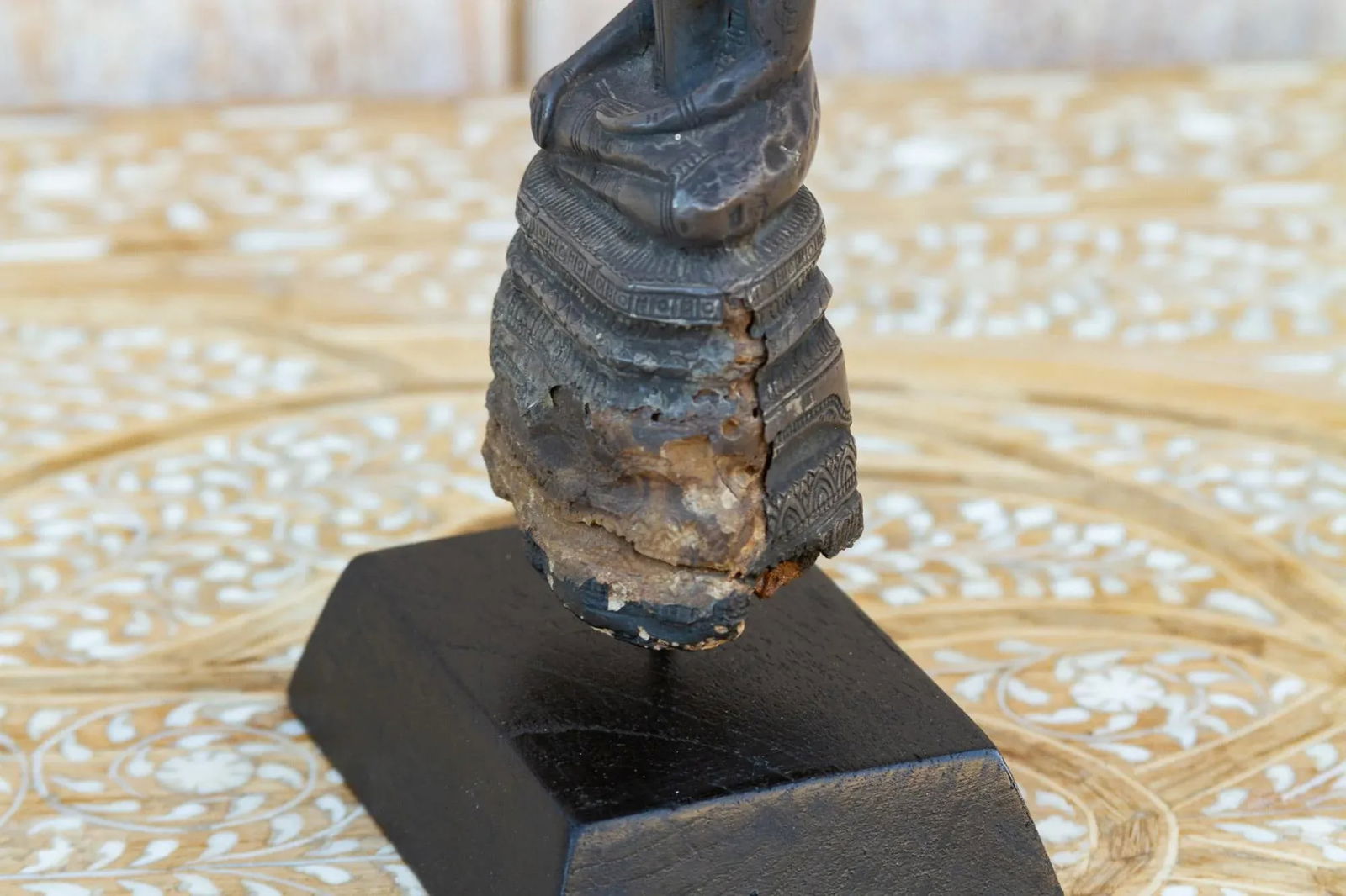 Early 19th Century Wood and Metal Alloy Burmese Buddha - 5