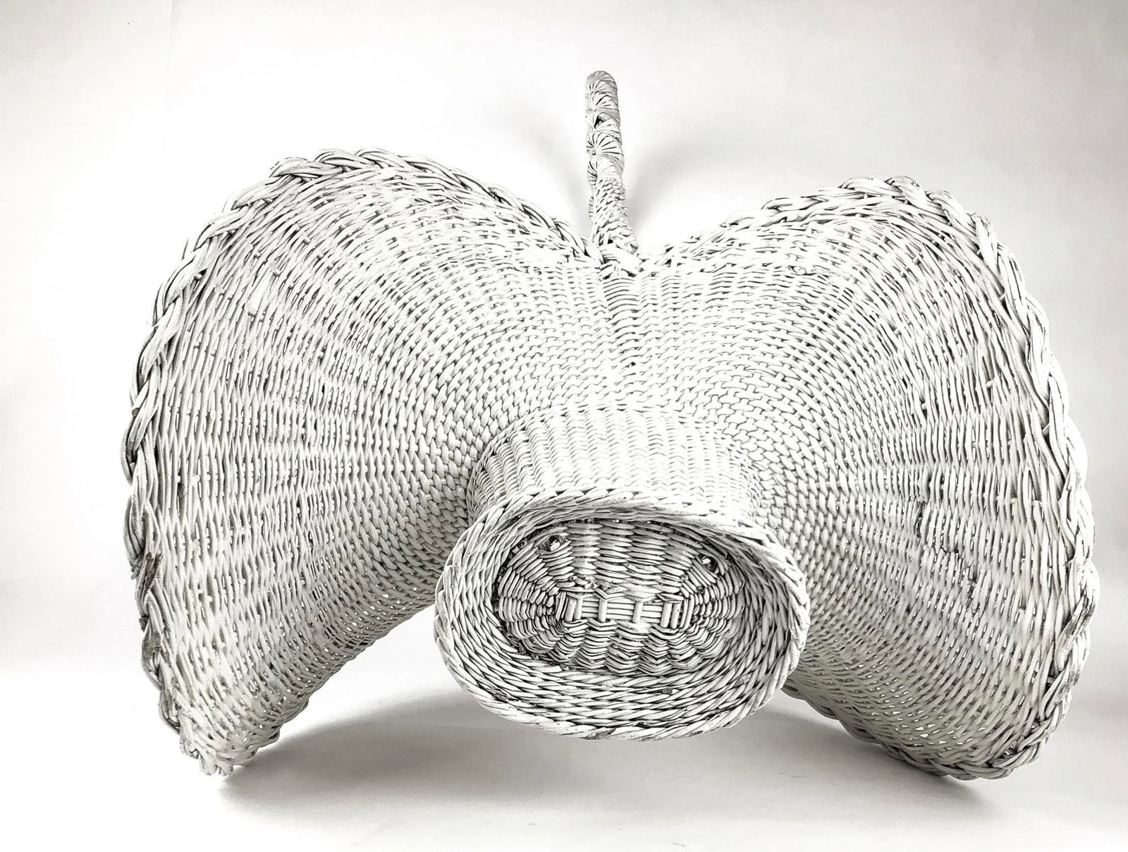 Antique White Wicker Victorian Hand Woven Artisan Butterfly Basket - 12