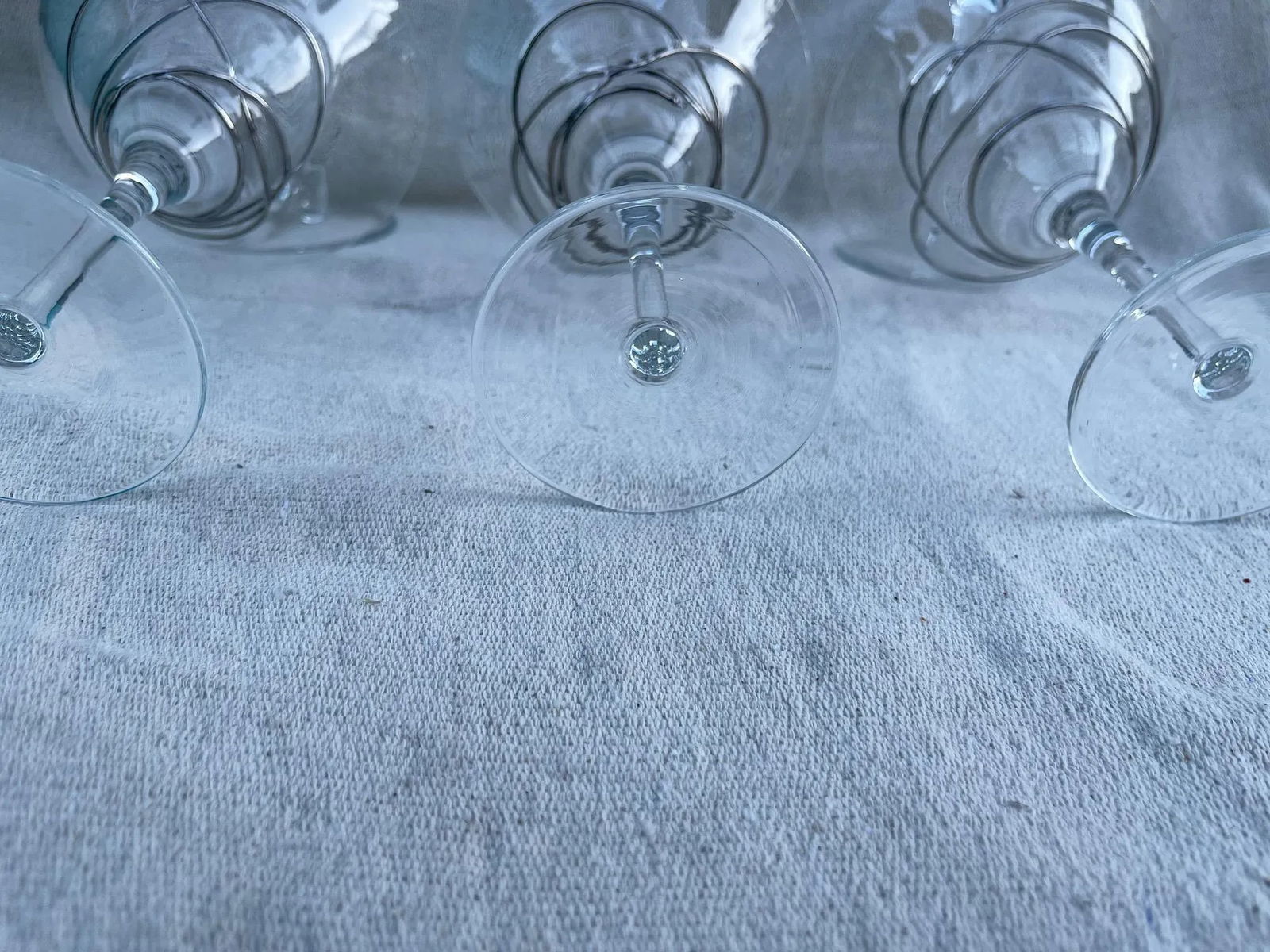 Vintage Set of 4 Hand Blown Crystal Martini Glasses W/Platinum Swirl - 4