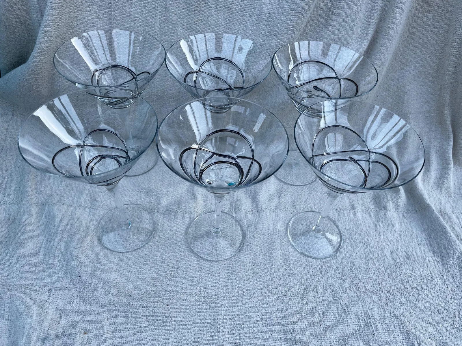 Vintage Set of 4 Hand Blown Crystal Martini Glasses W/Platinum Swirl - 5