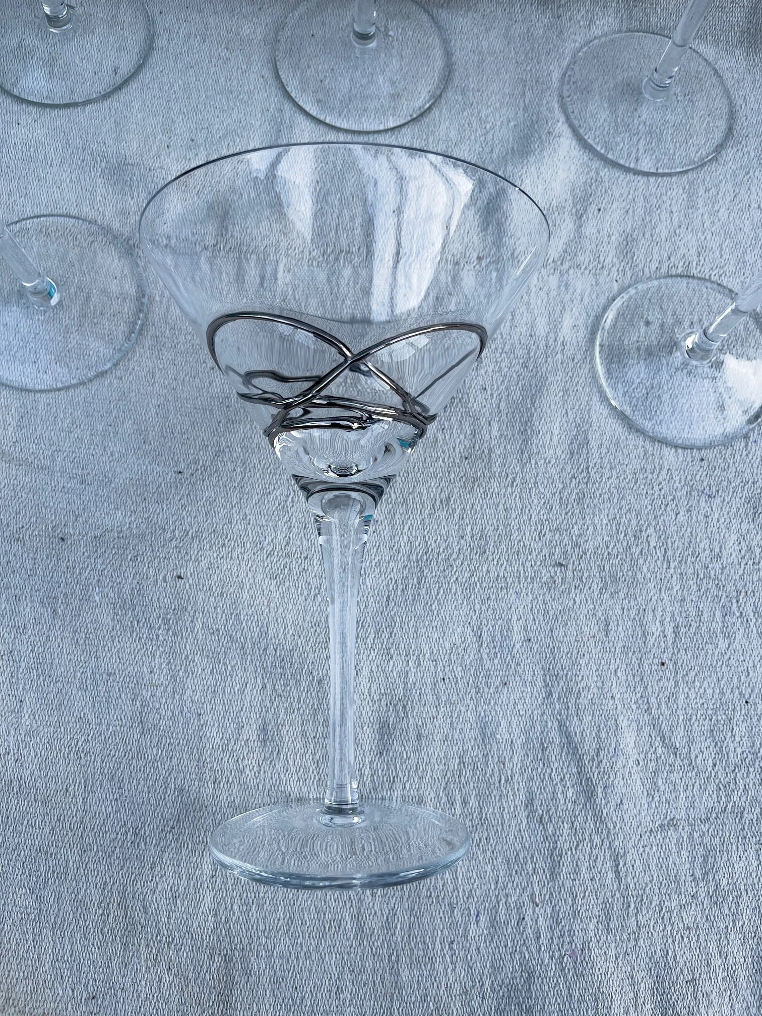 Vintage Set of 4 Hand Blown Crystal Martini Glasses W/Platinum Swirl - 6