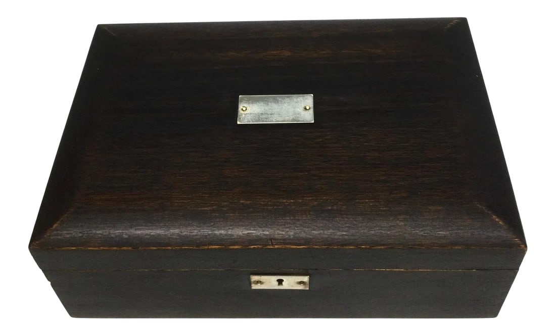Artisan Created Wood Humidor Box: Beautiful dark wood hinged lidded box. Lined with stainless steel and complete with a brass lock on the front. Unfortunately no key. Donï¿½t let this discourage you from loving this woo