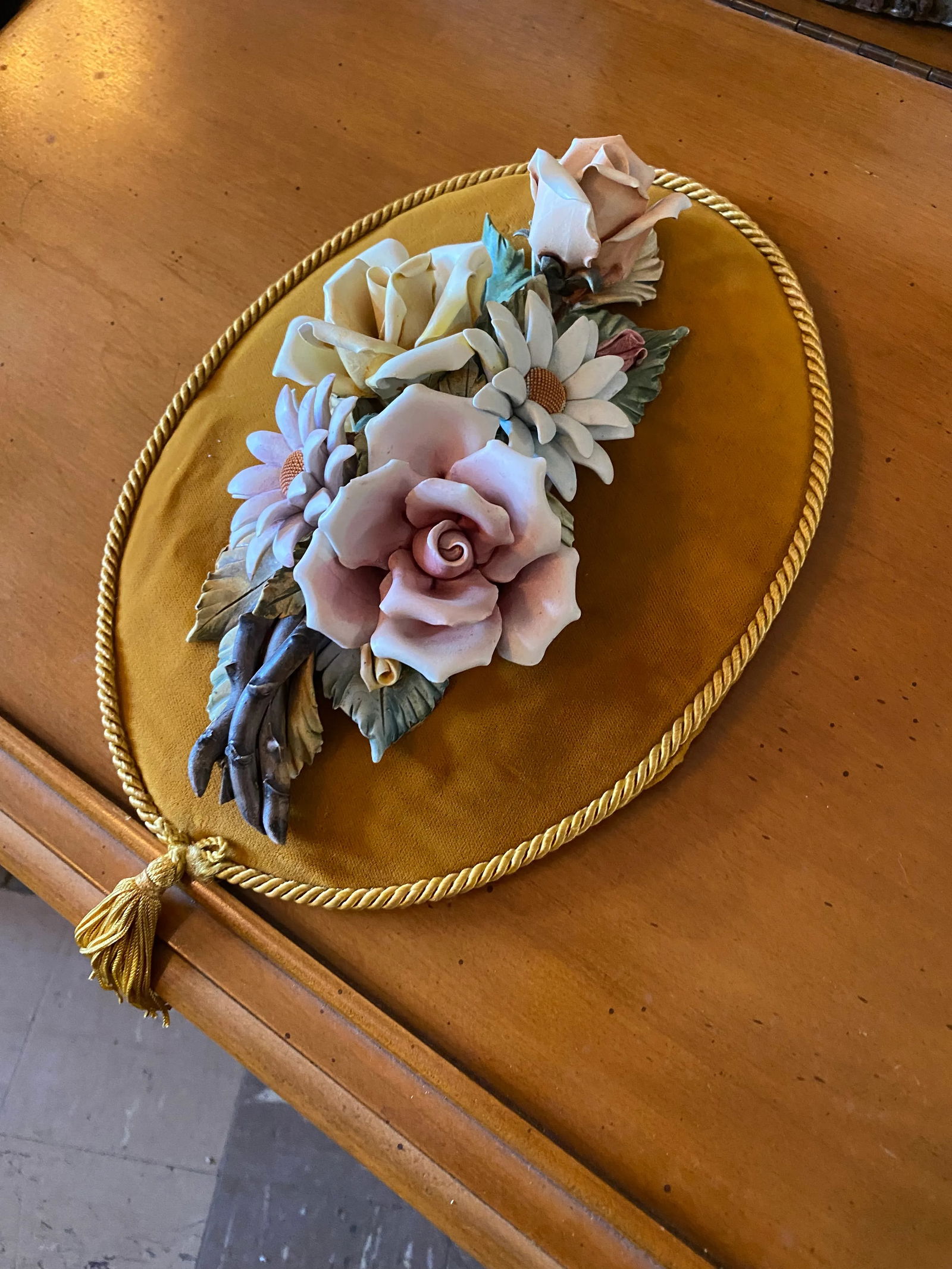 1950s Capodimonte Wall Art - 3