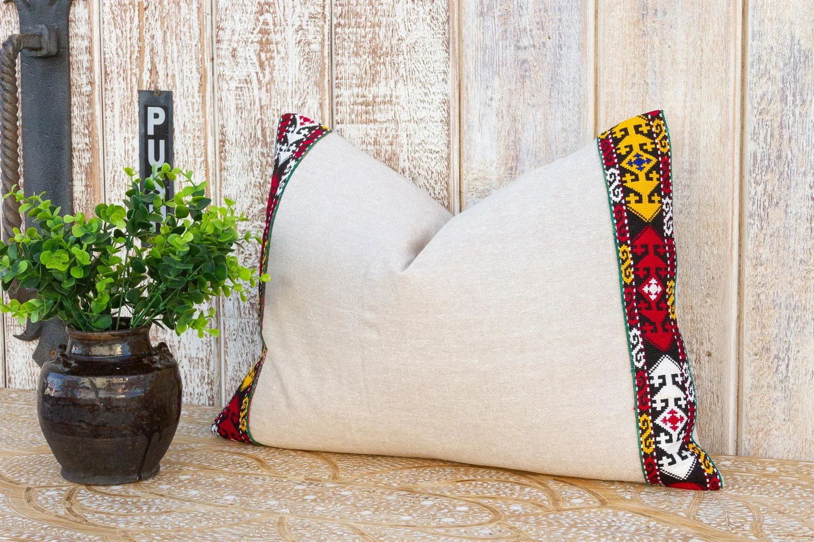 Xoti Linen Tribal Border Pillow - 3